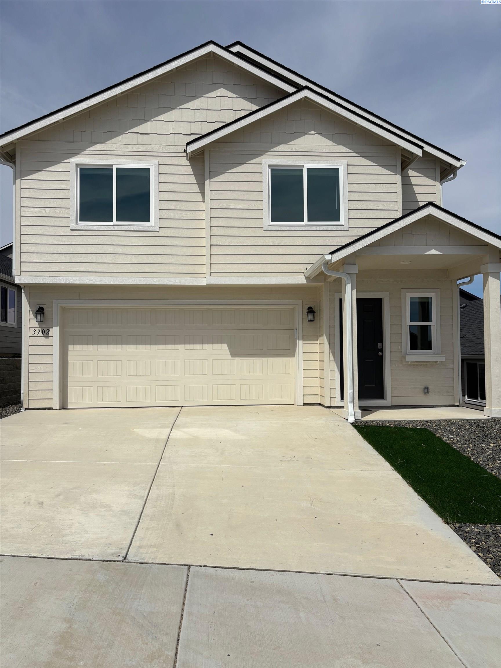 3702 Penn Pl, Kennewick, WA 99338