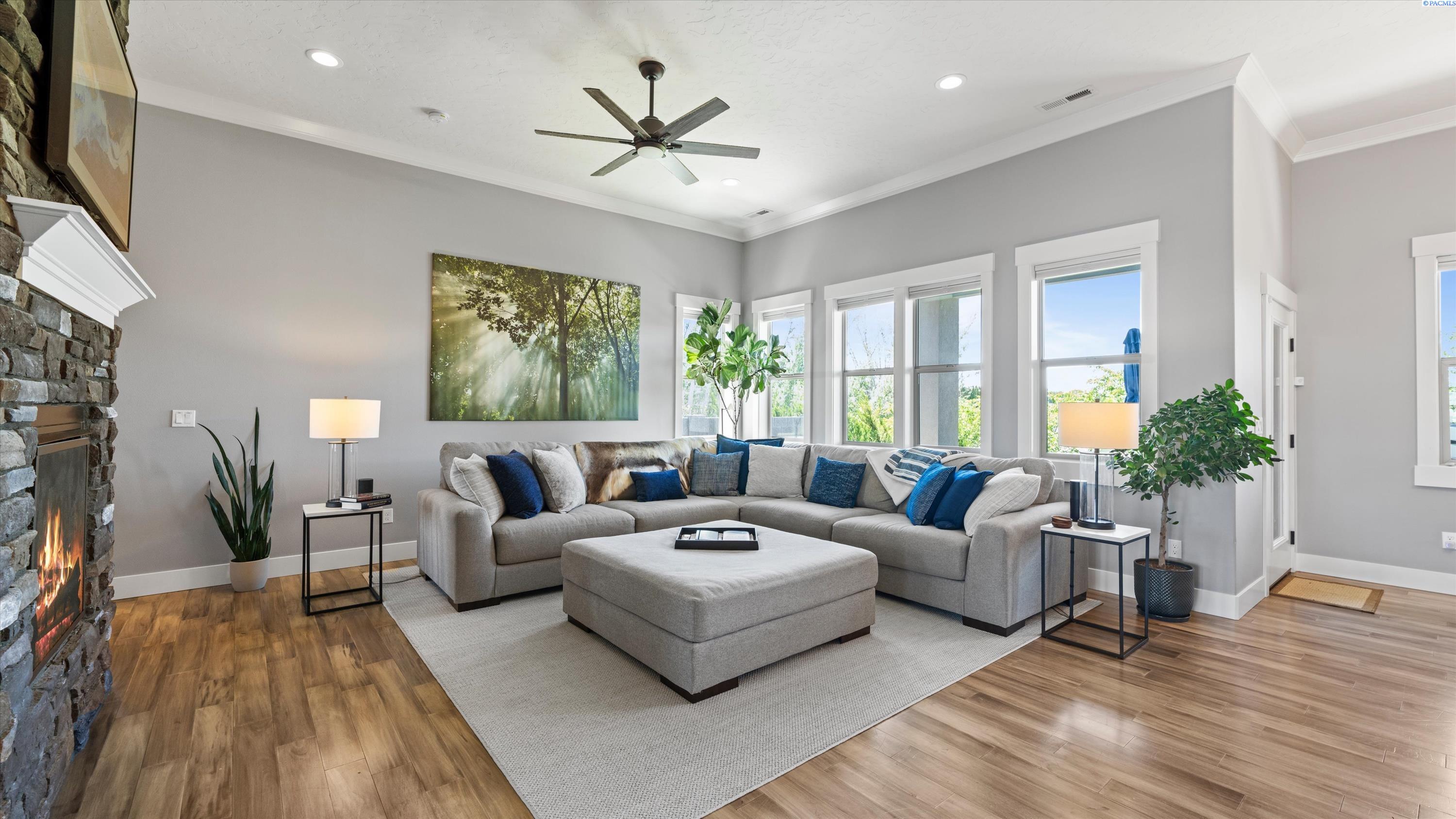 1506 Bermuda Rd, Kennewick, WA 99338