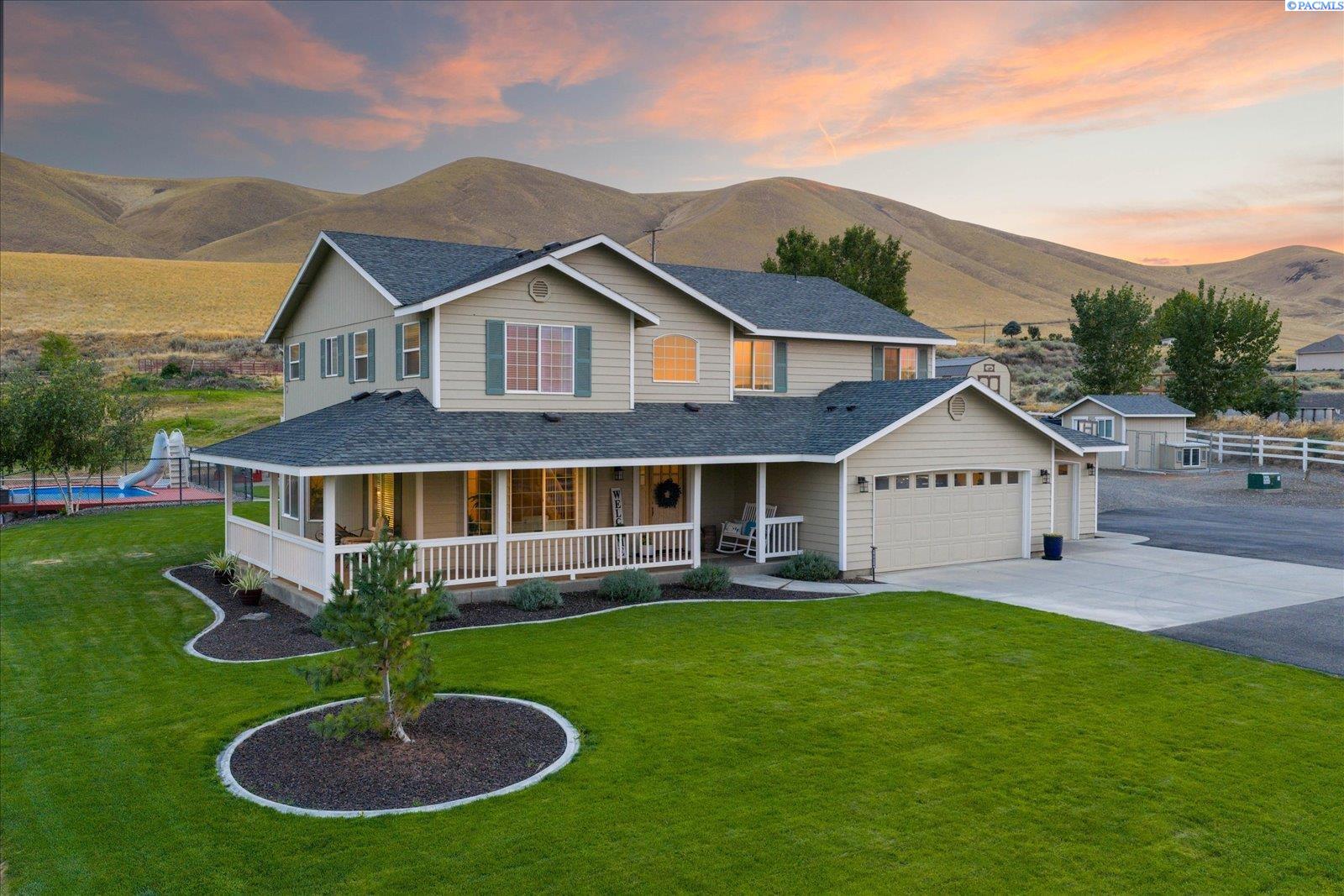19624 N Webber Canyon Rd, Benton City, WA 99320