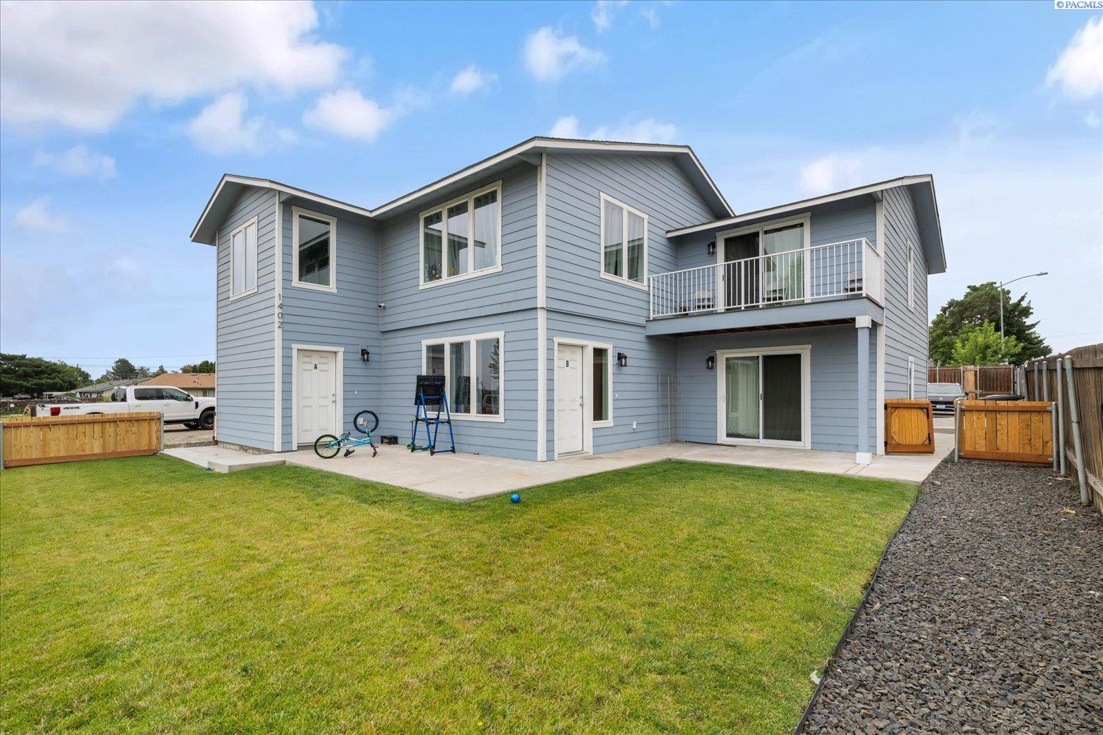 1402 Edison St, Kennewick, WA 99336