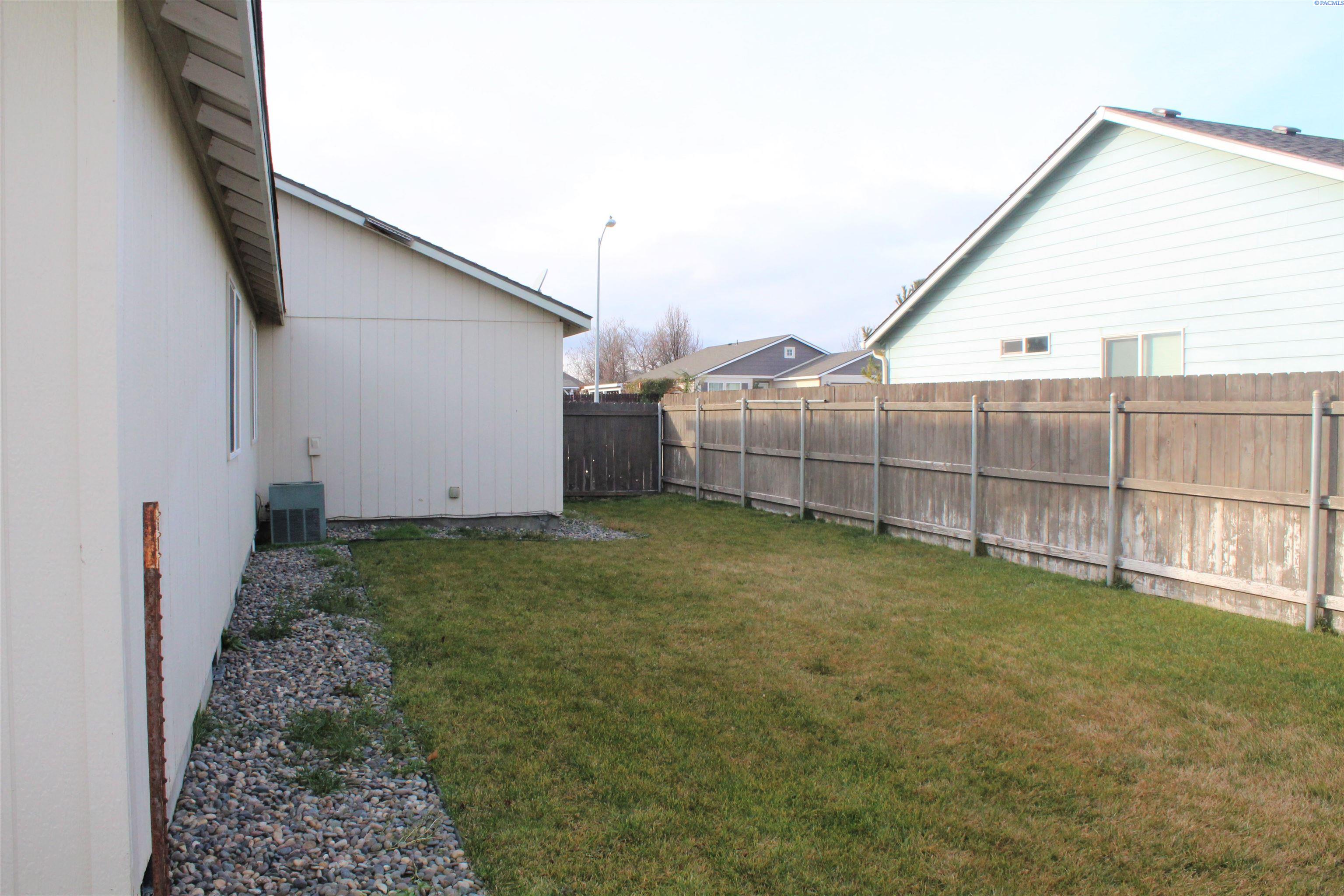 402 Abbot St, Richland, WA 99352