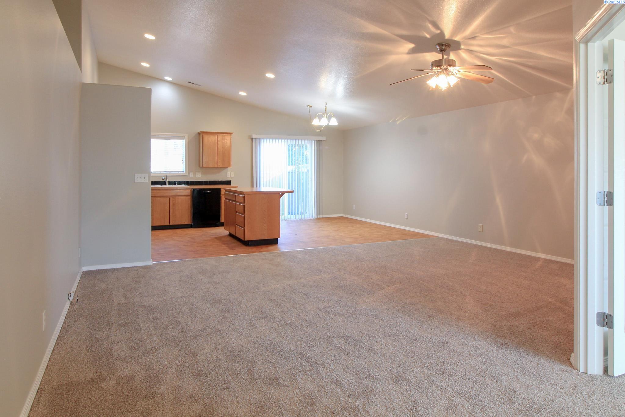 402 Abbot St, Richland, WA 99352