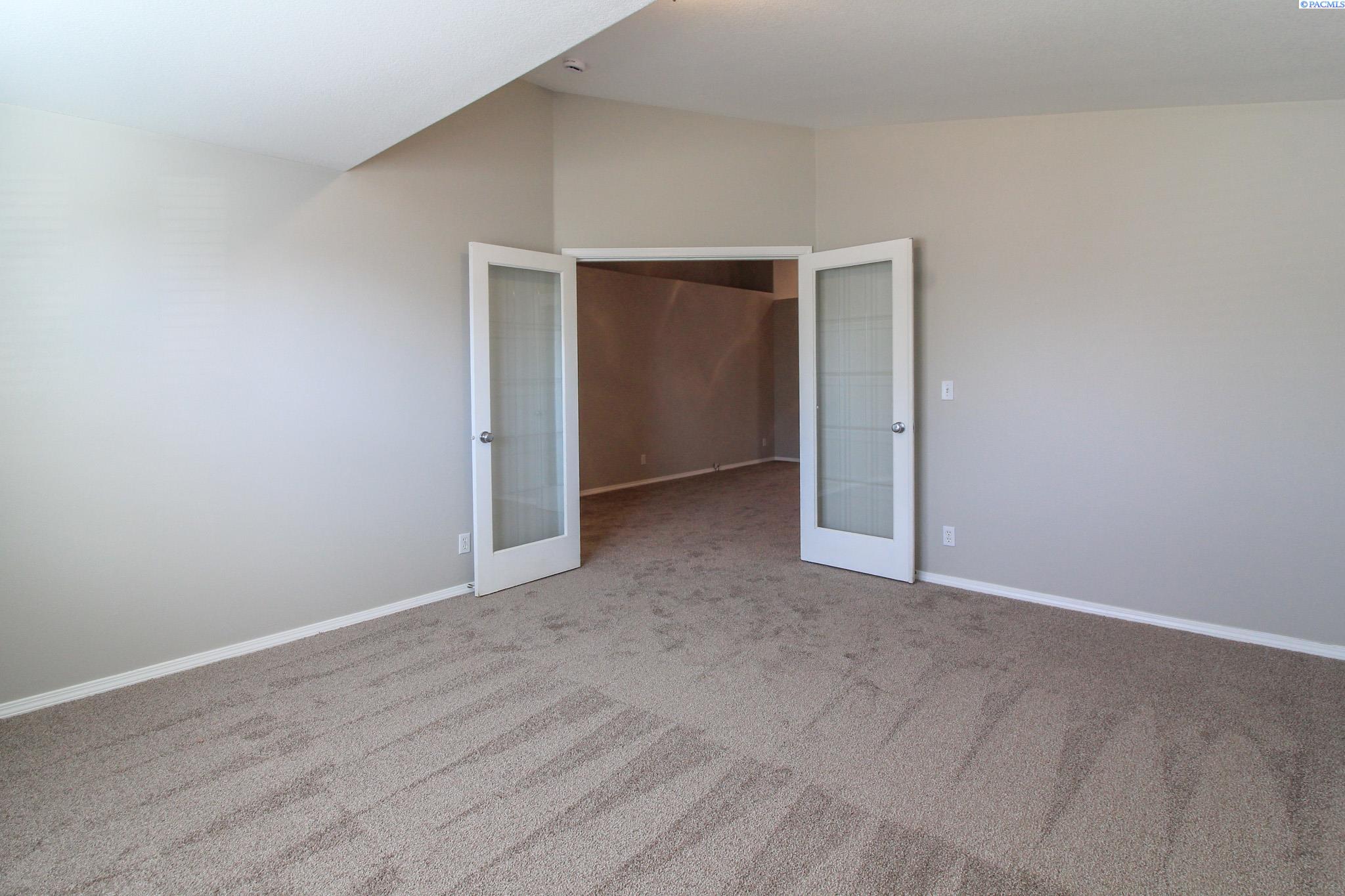 402 Abbot St, Richland, WA 99352
