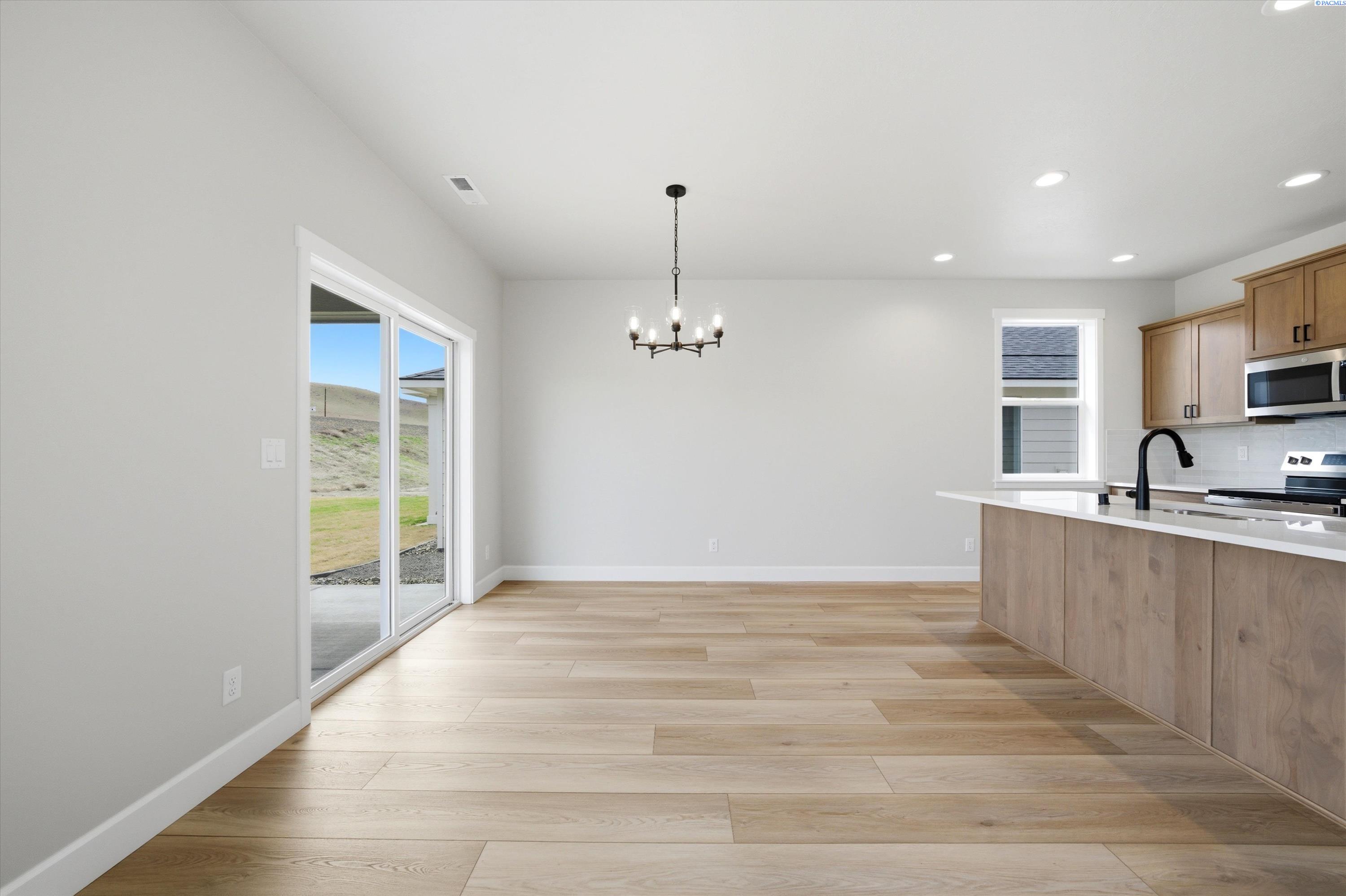 3557 Allison Way, Richland, WA 99352