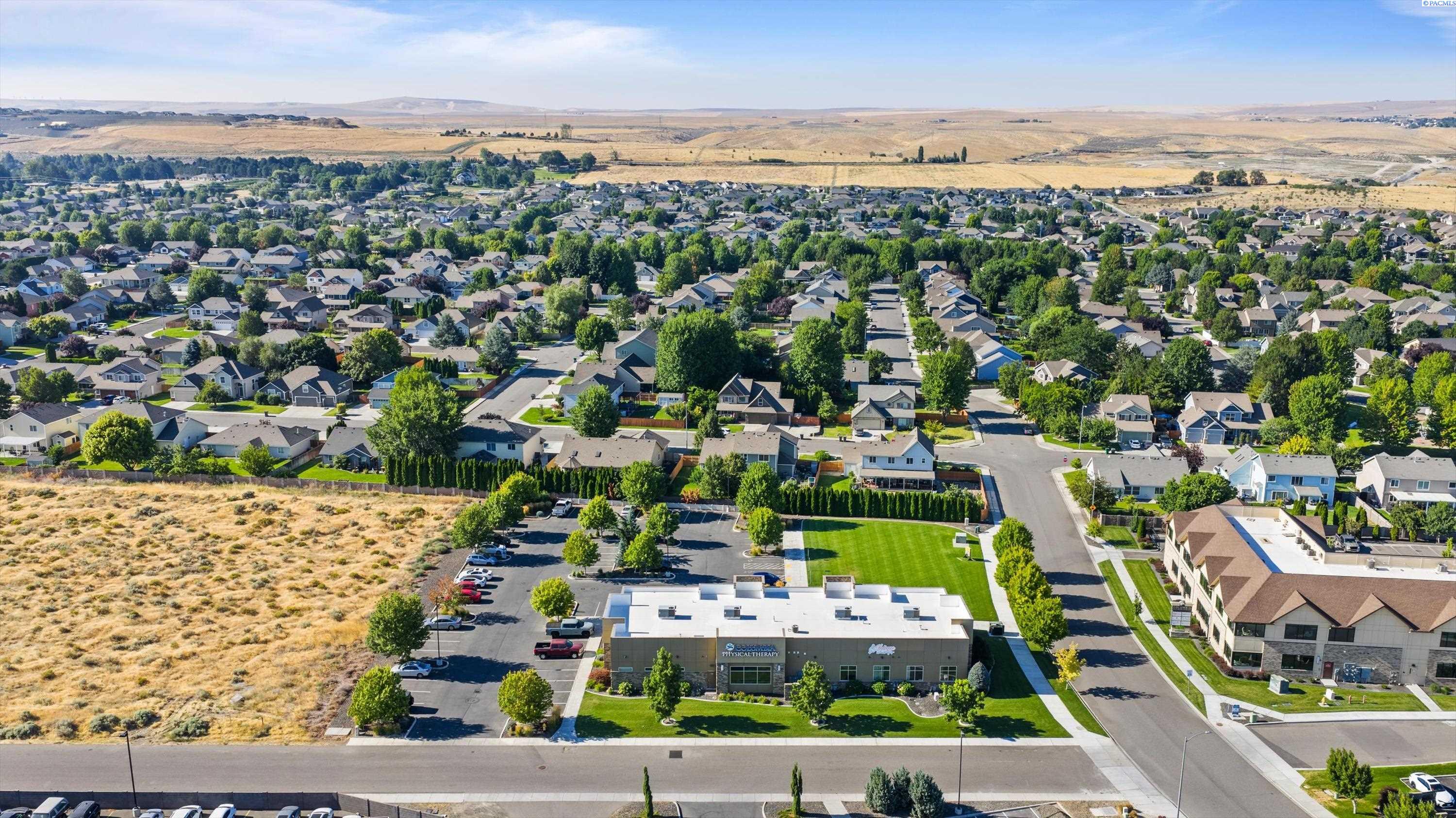 31 S Louisiana St, Kennewick, WA 99336