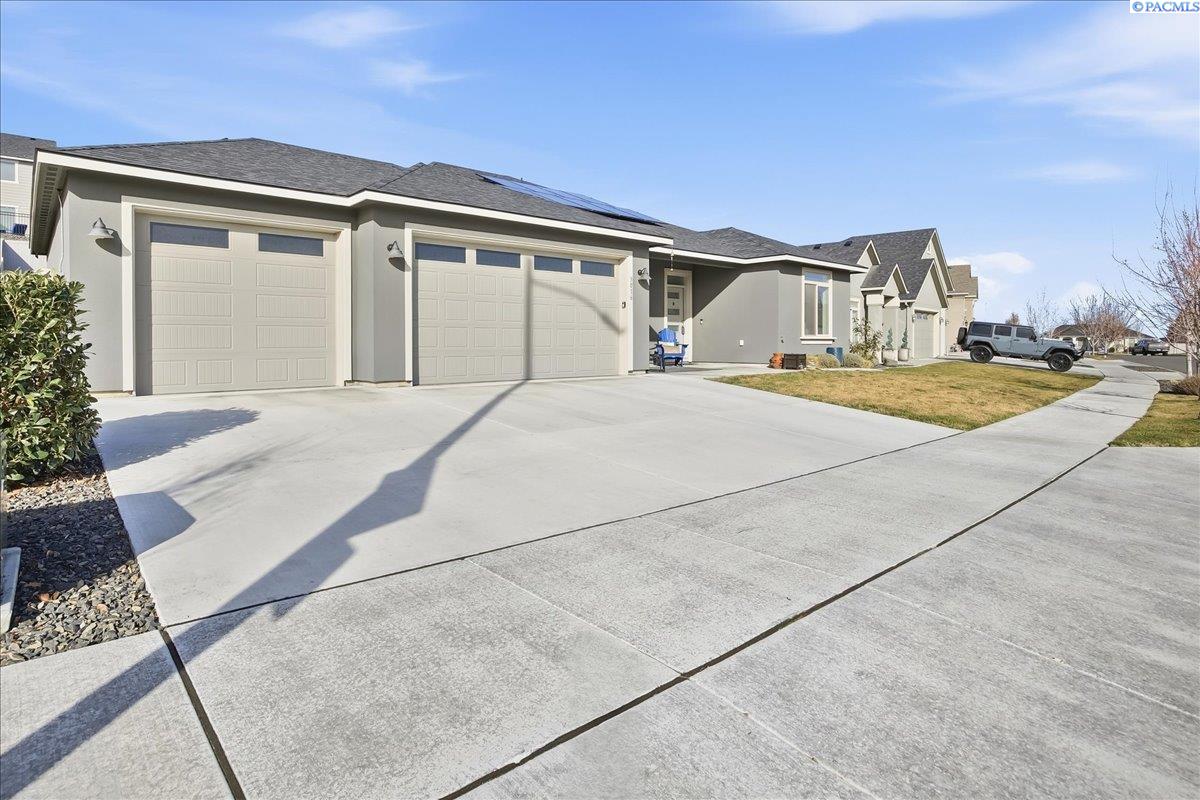 3016 Harrison St, Kennewick, WA 99338
