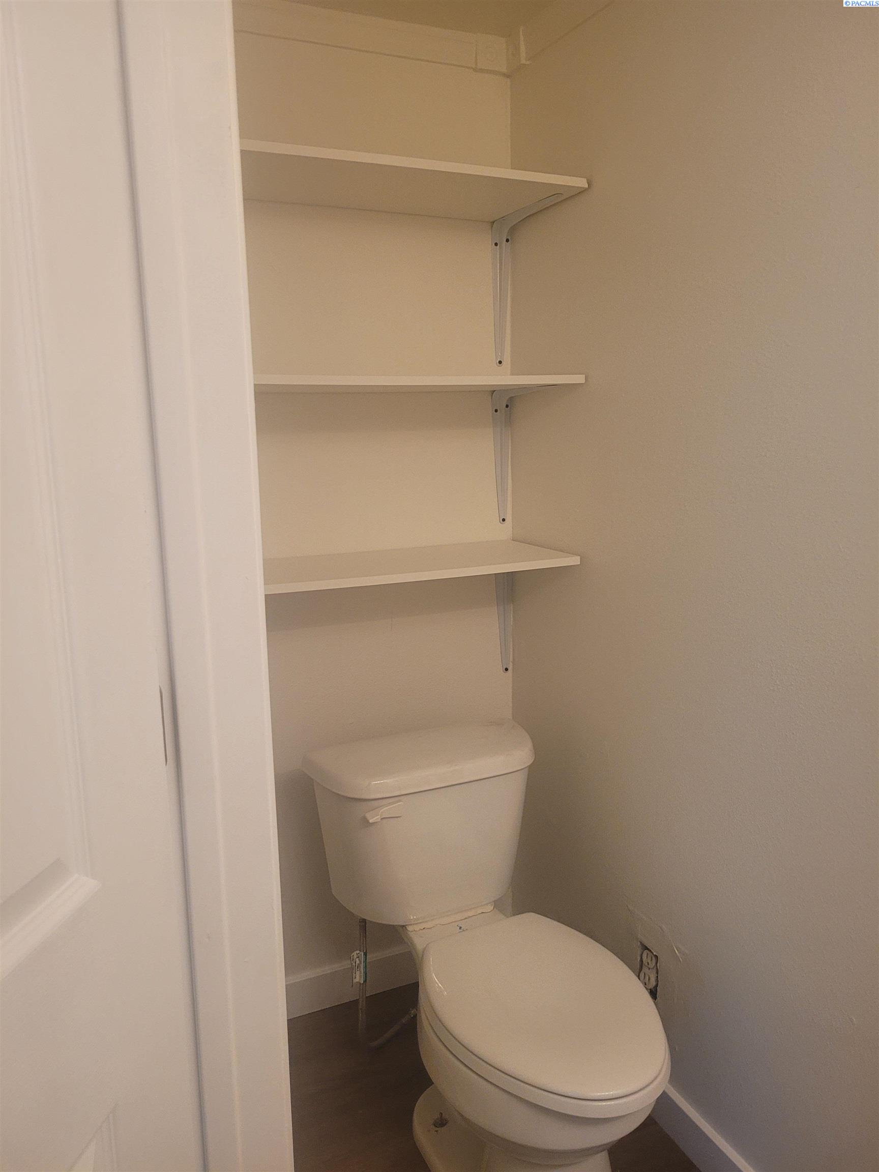 1305 Sanford , Richland, WA 99352