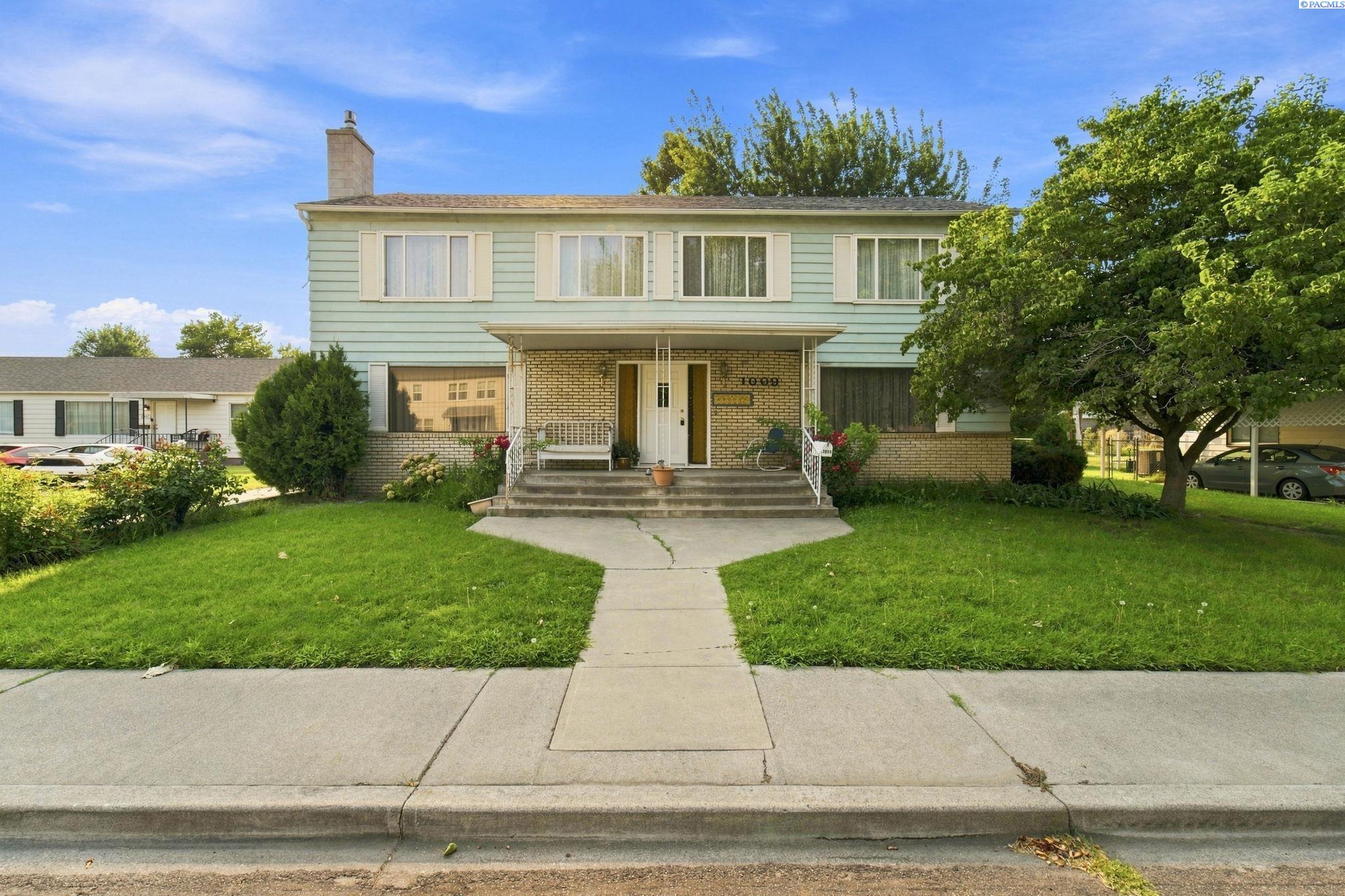 1009 Perkins Ave, Richland, WA 99354