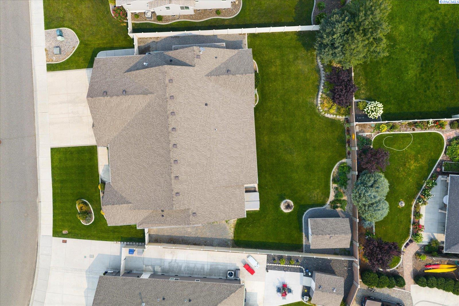 511 Hawaii St, Kennewick, WA 99336