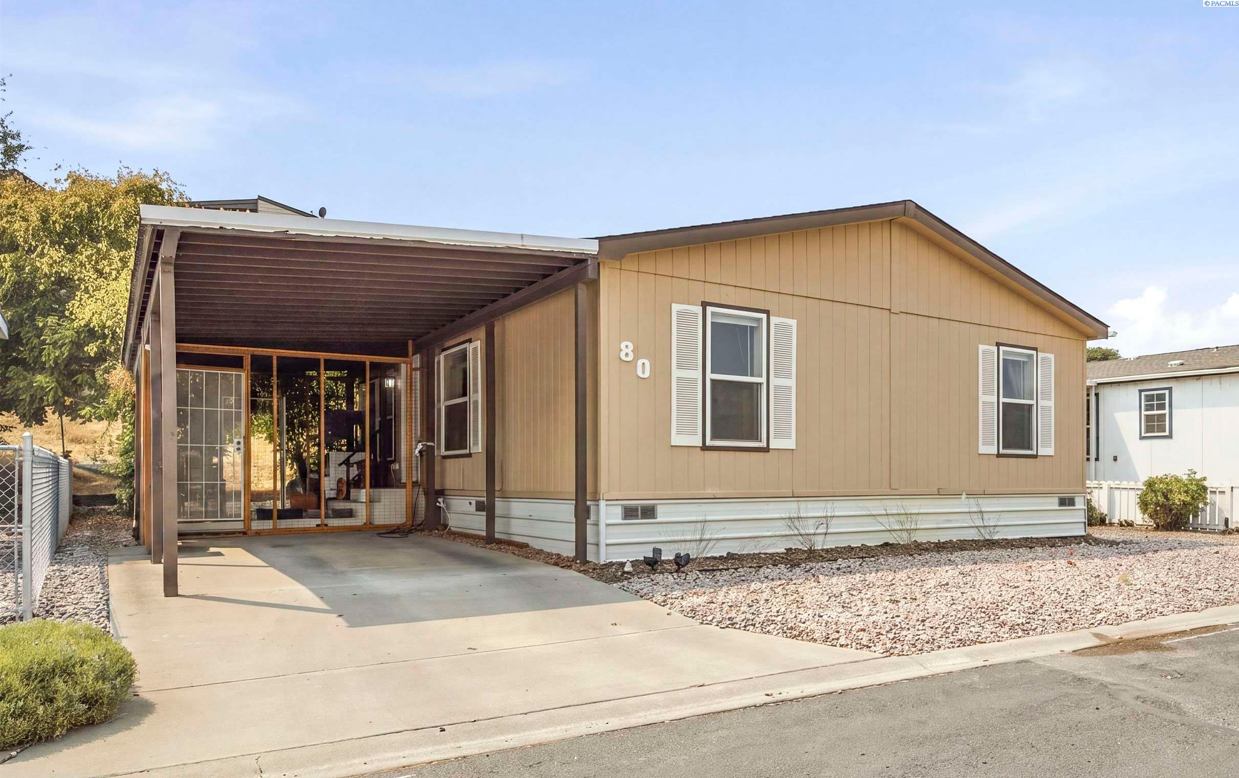 80 Ridgecliff Dr, Richland, WA 99352