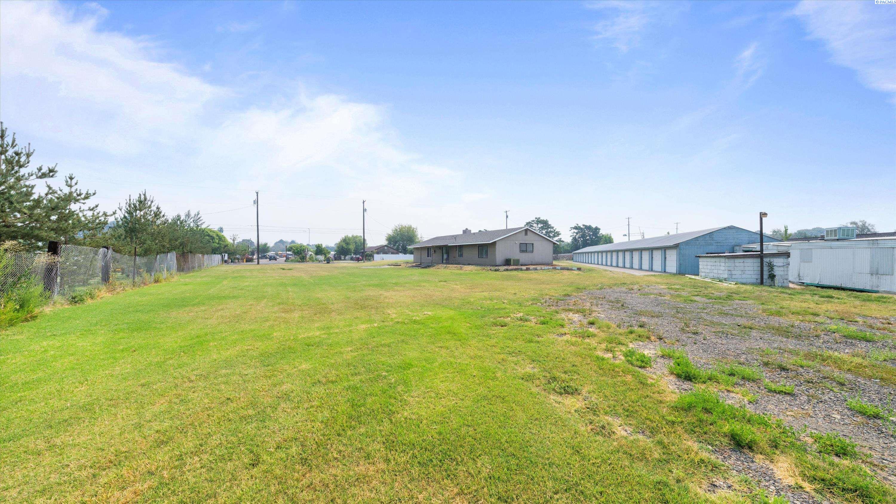 25204 Haney Rd, Kennewick, WA 99337