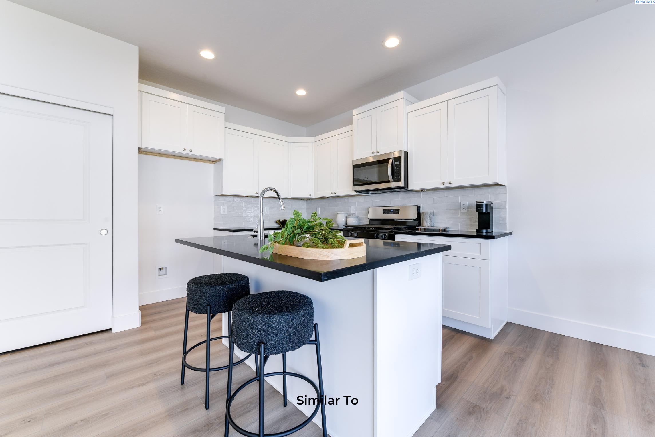 7539 Grapevine Ct, West Richland, WA 99353