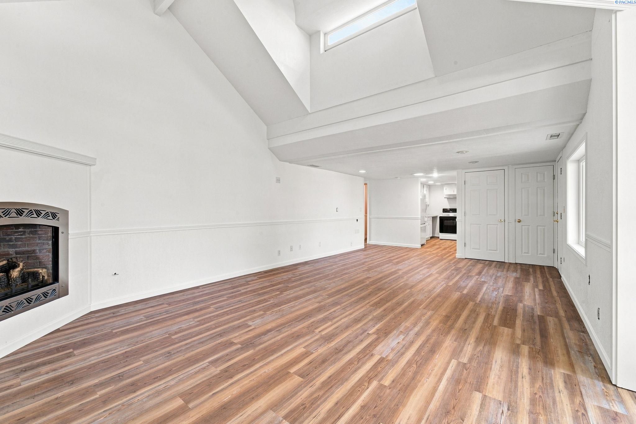 413 Sanford Ave, Richland, WA 99352