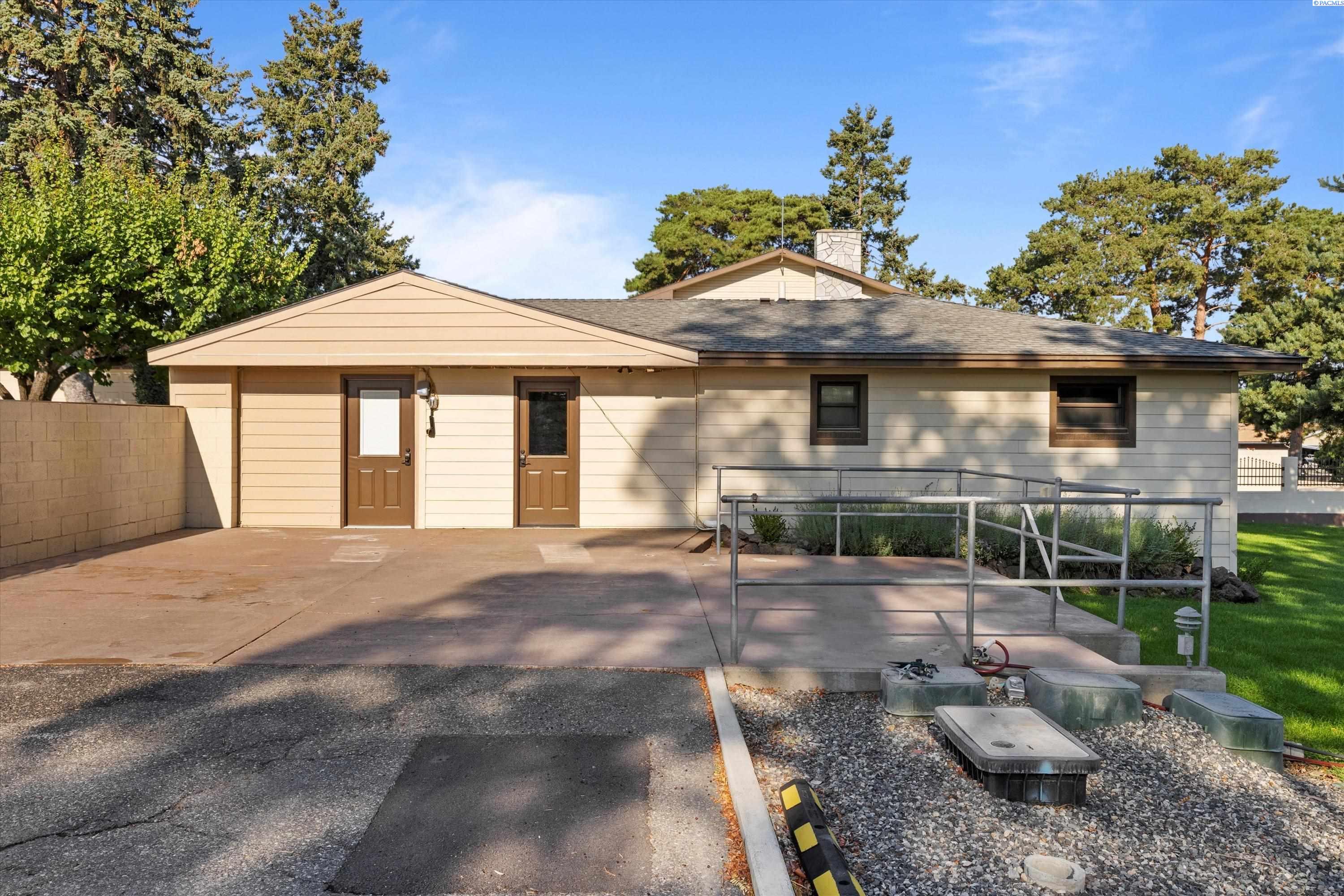 1229 Yost , Kennewick, WA 99336