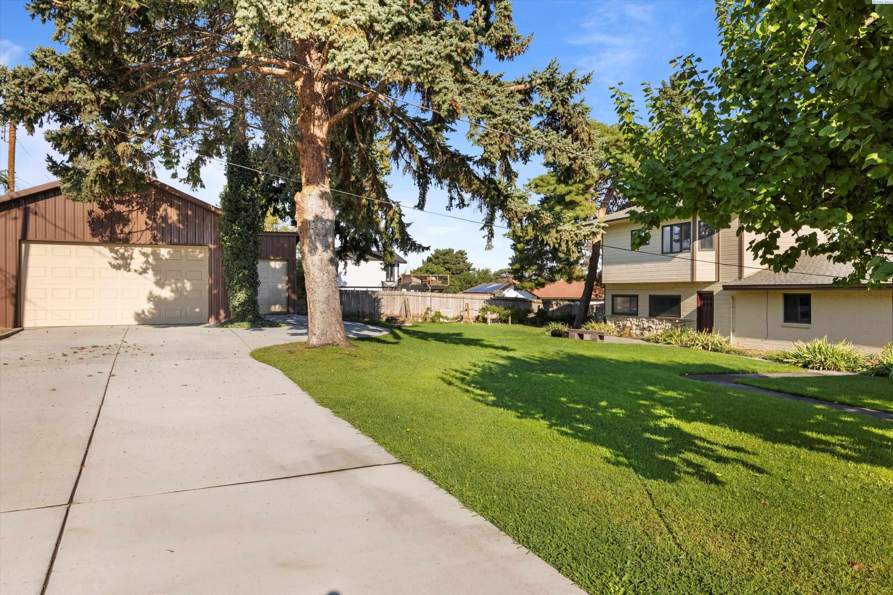 1229 Yost , Kennewick, WA 99336