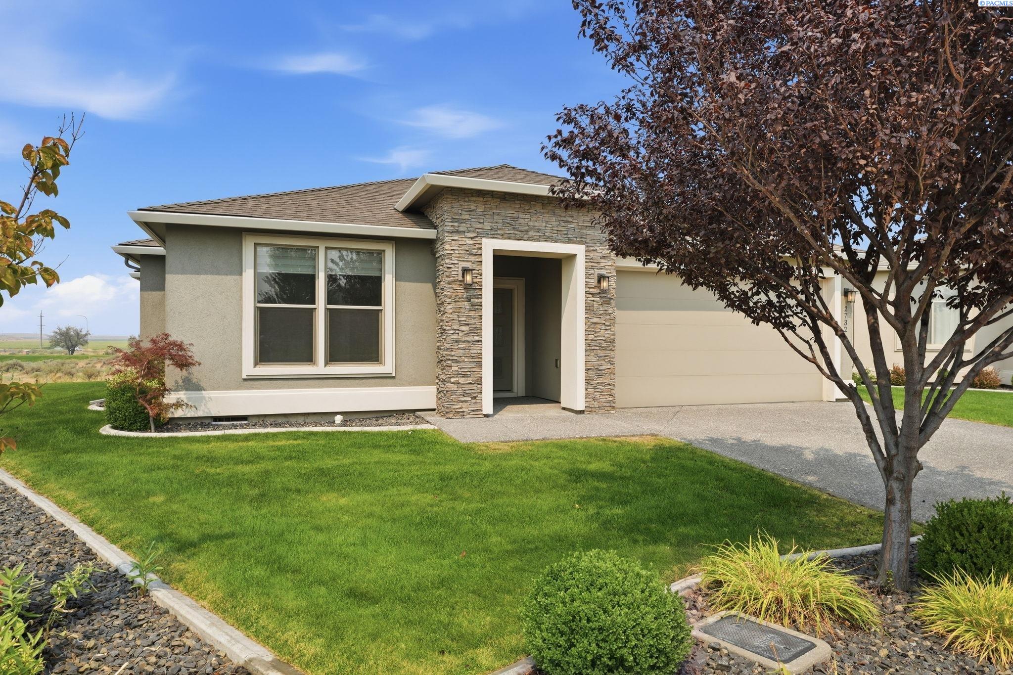 2732 Torrey Pines Way, Richland, WA 99354