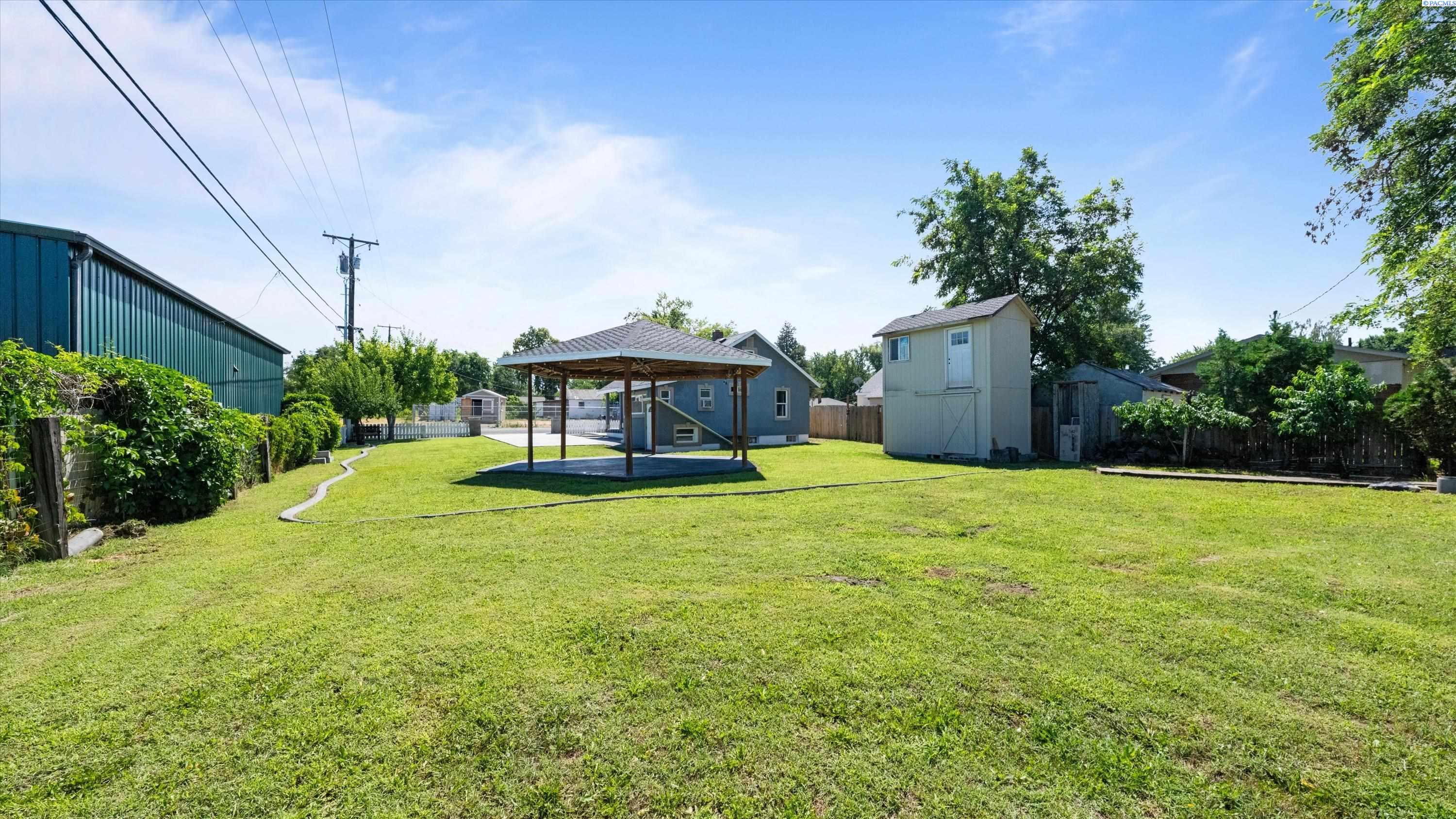 20 Quincy , Kennewick, WA 99336