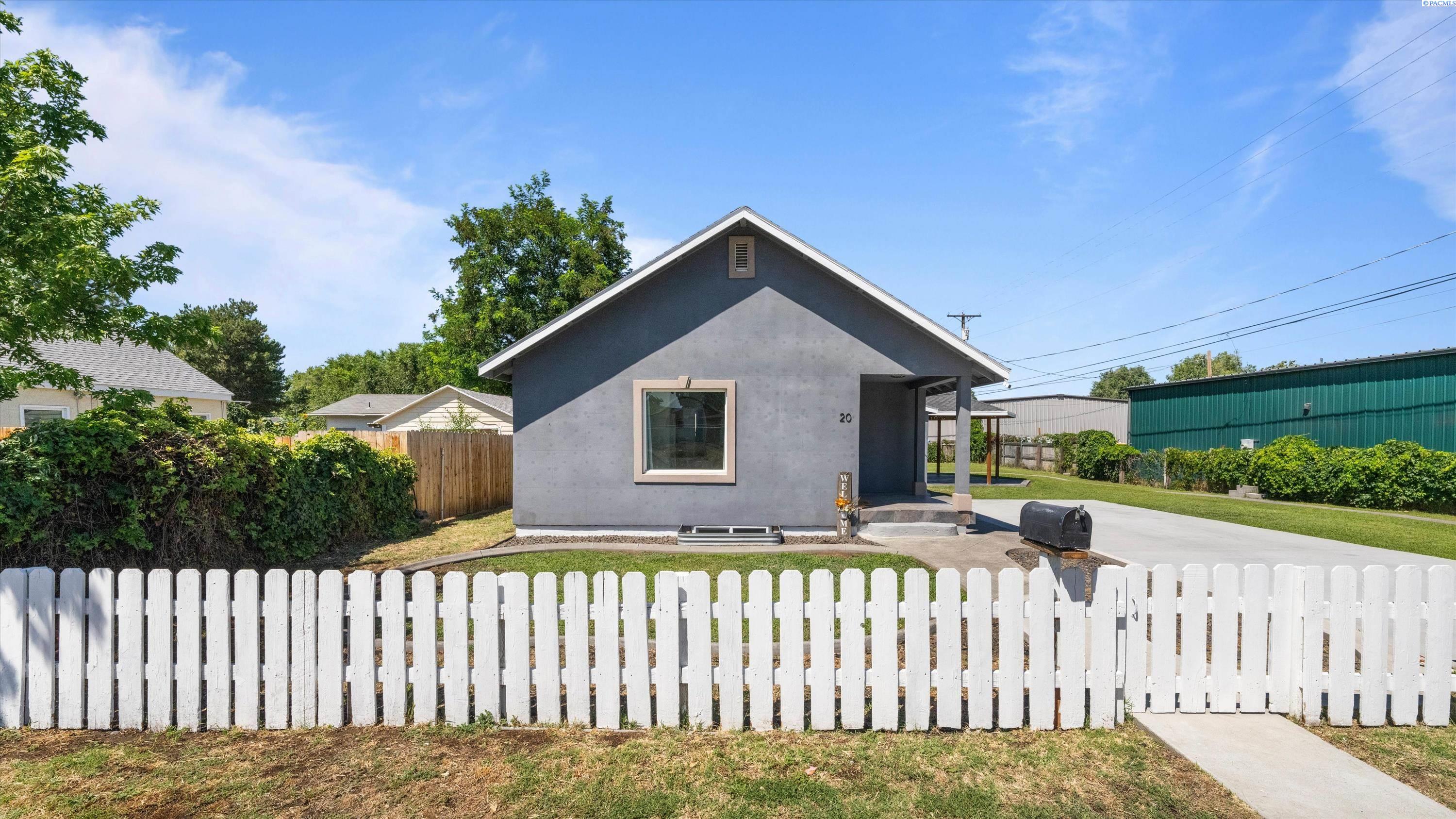 20 Quincy St, Kennewick, WA 99336