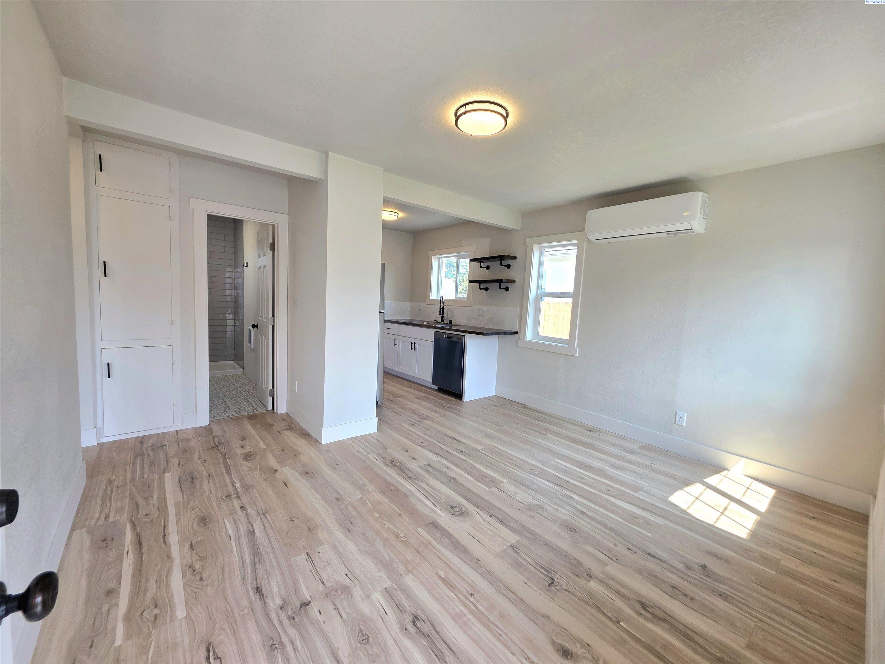 115 1st Ave, Kennewick, WA 99336
