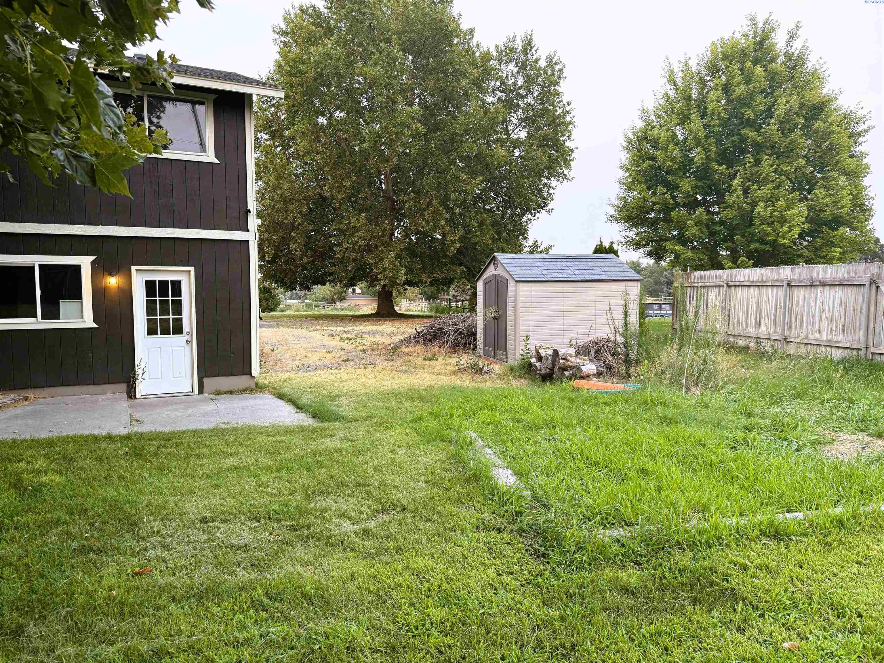 6306 S Caballo Rd, Kennewick, WA 99338