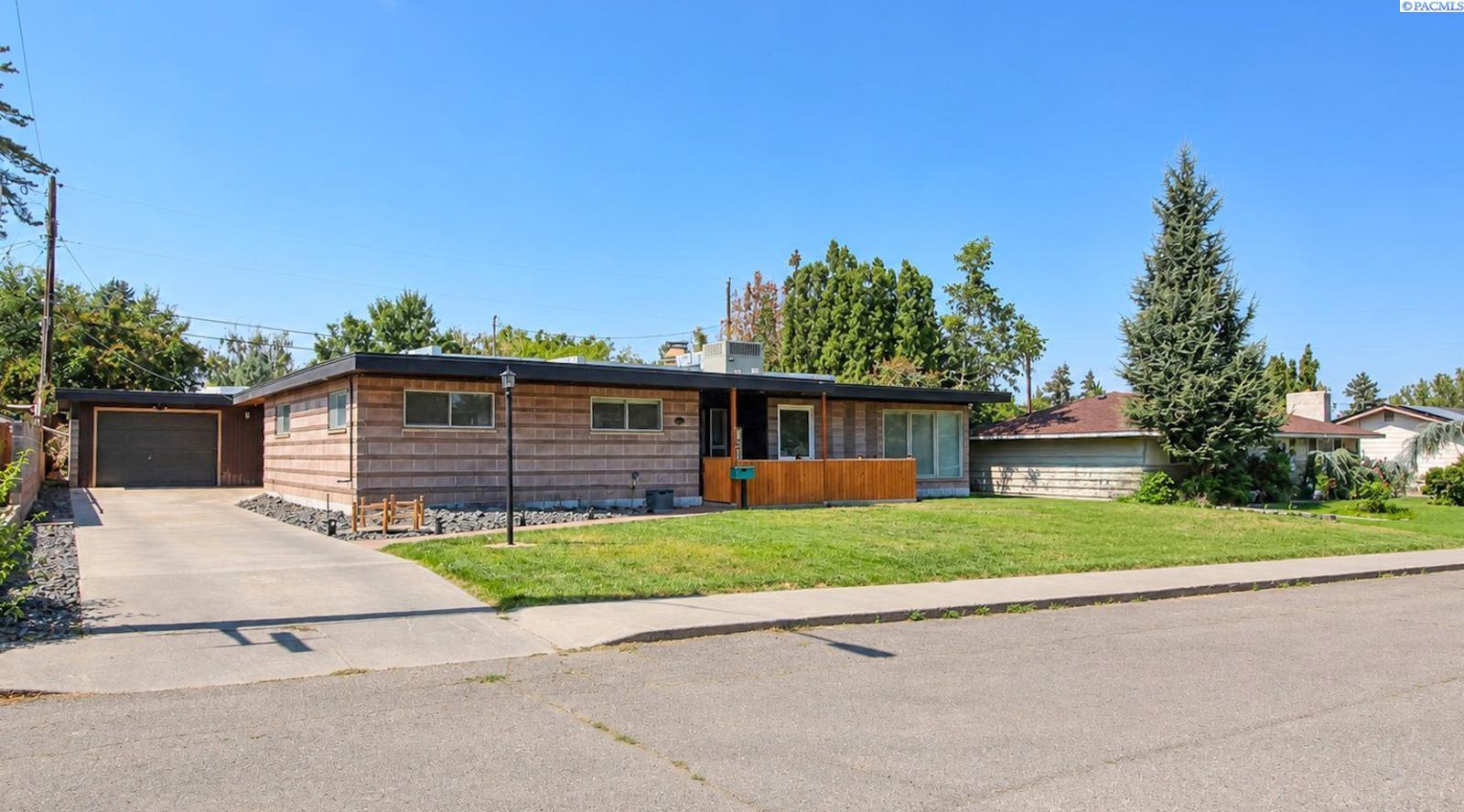 738 S Sharron St, Kennewick, WA 99336