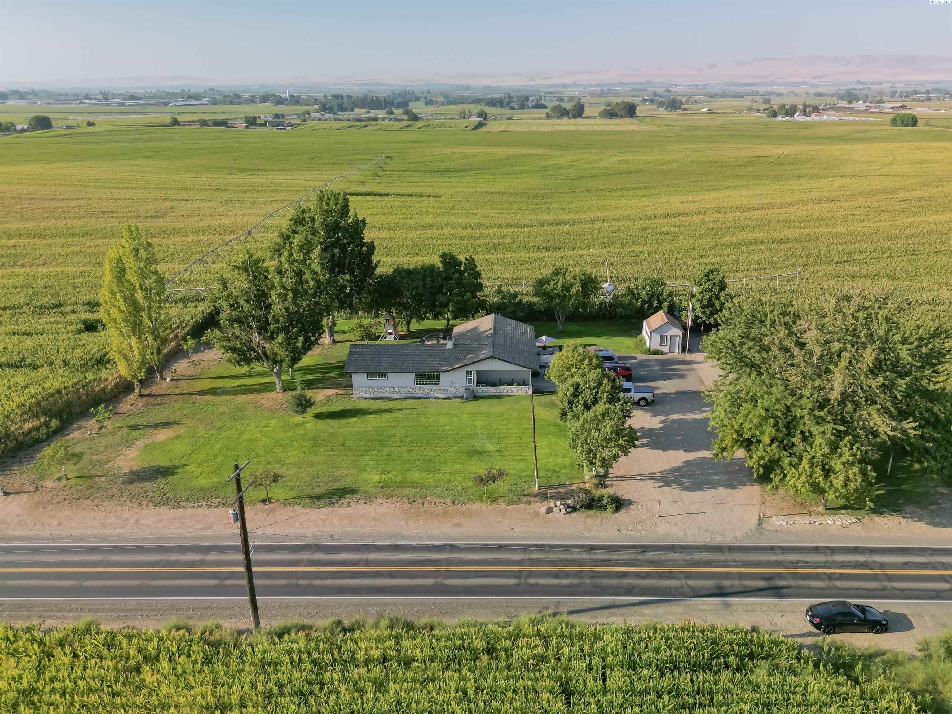 2nd image of 691 Van Belle Rd, Granger, WA 98932 | MLS# 295415