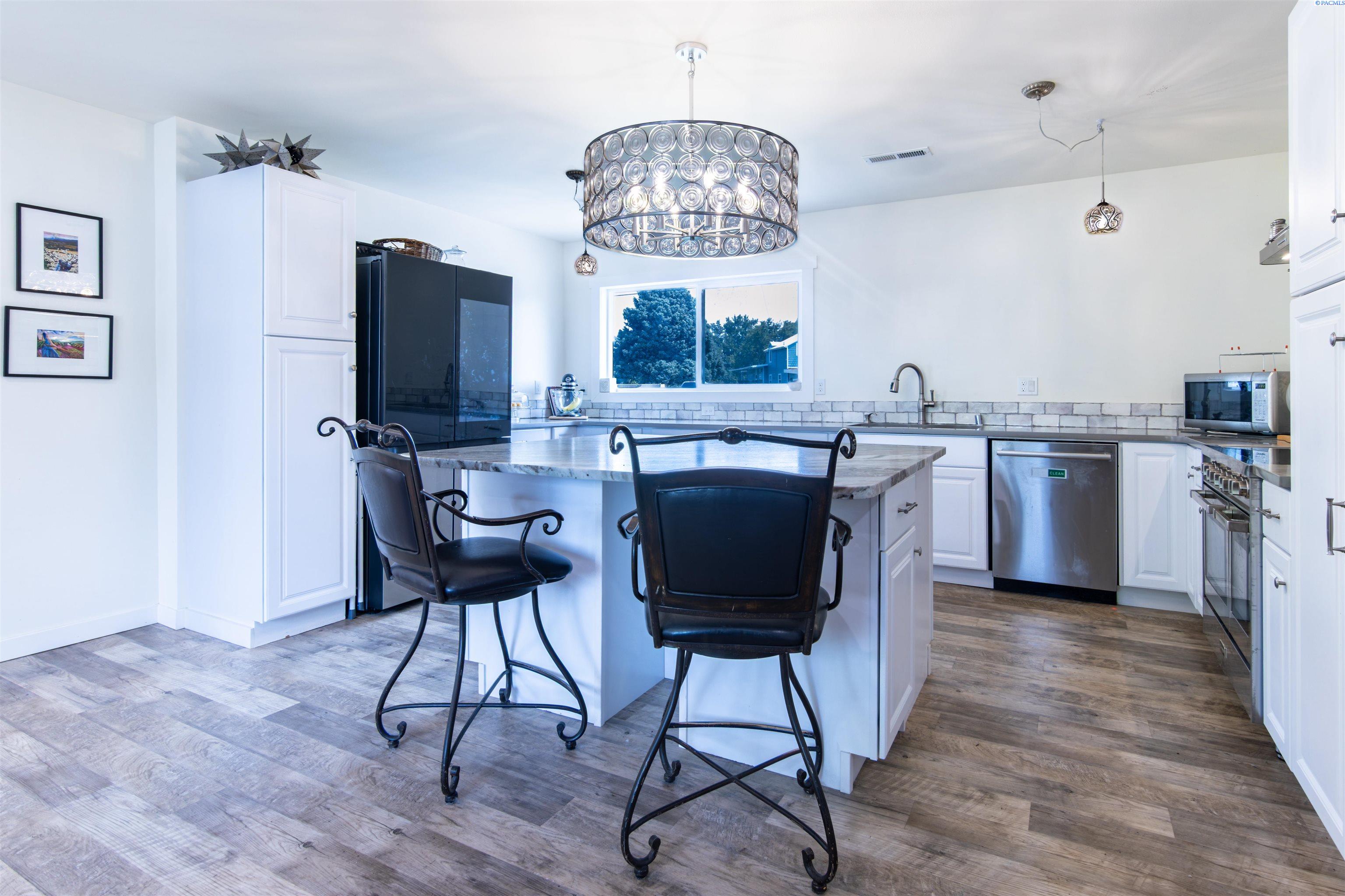 4th image of 1708 Hunt Ave, Richland, WA 99354 | MLS# 295422