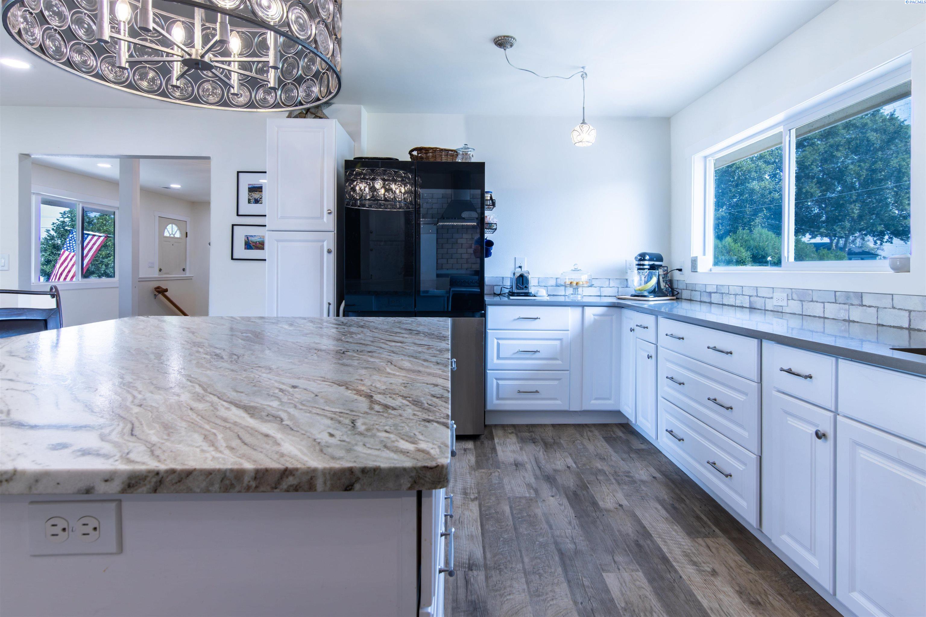 5th image of 1708 Hunt Ave, Richland, WA 99354 | MLS# 295422