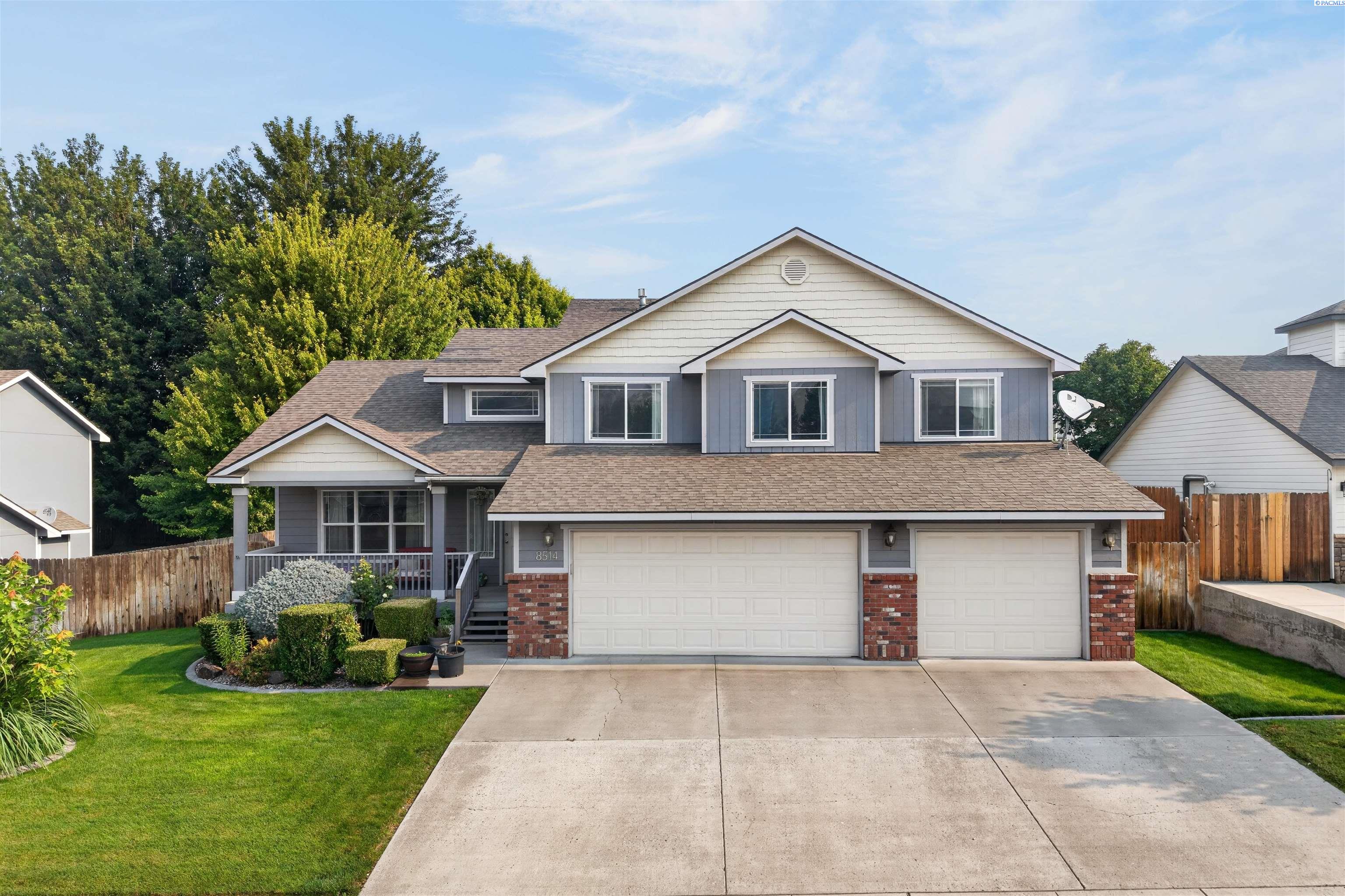 8514 3rd Ave, Kennewick, WA 99336