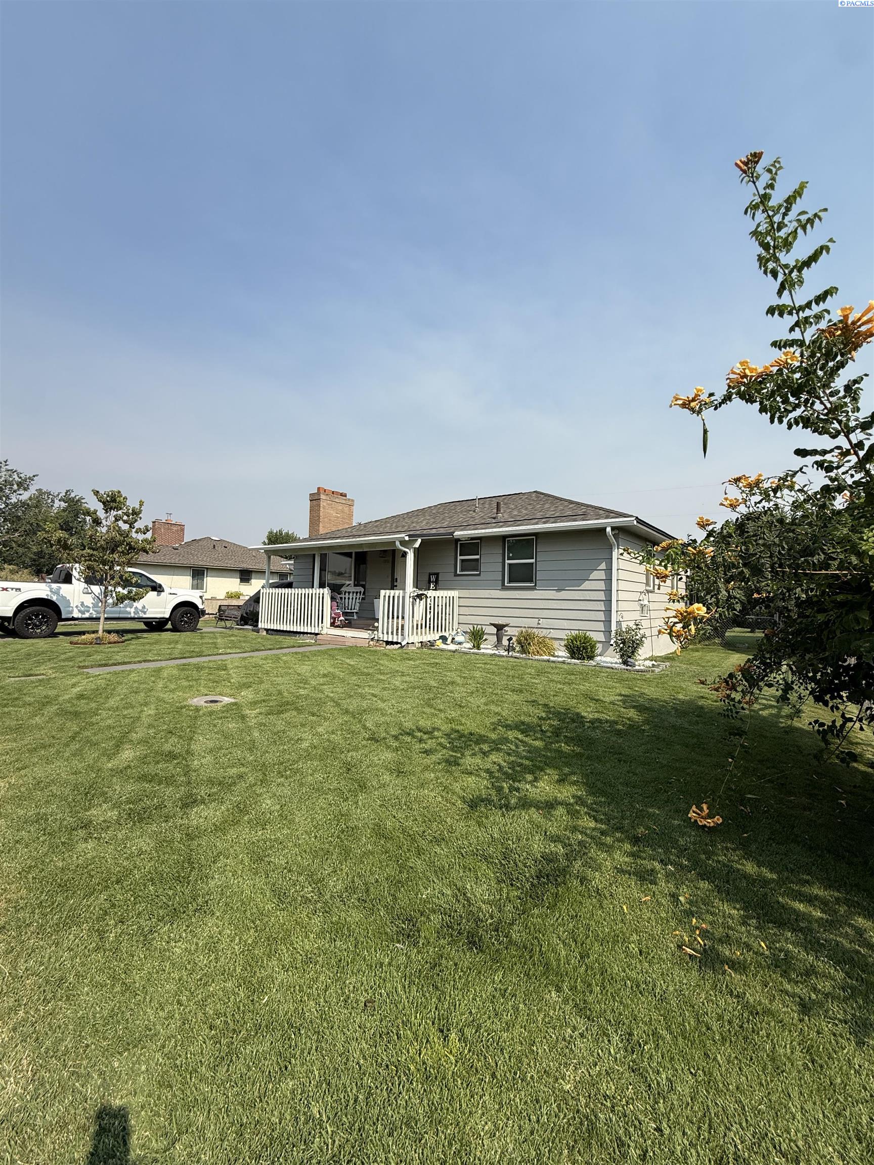 3rd image of 4008 W 2Nd, Kennewick, WA 99336 | MLS# 295432