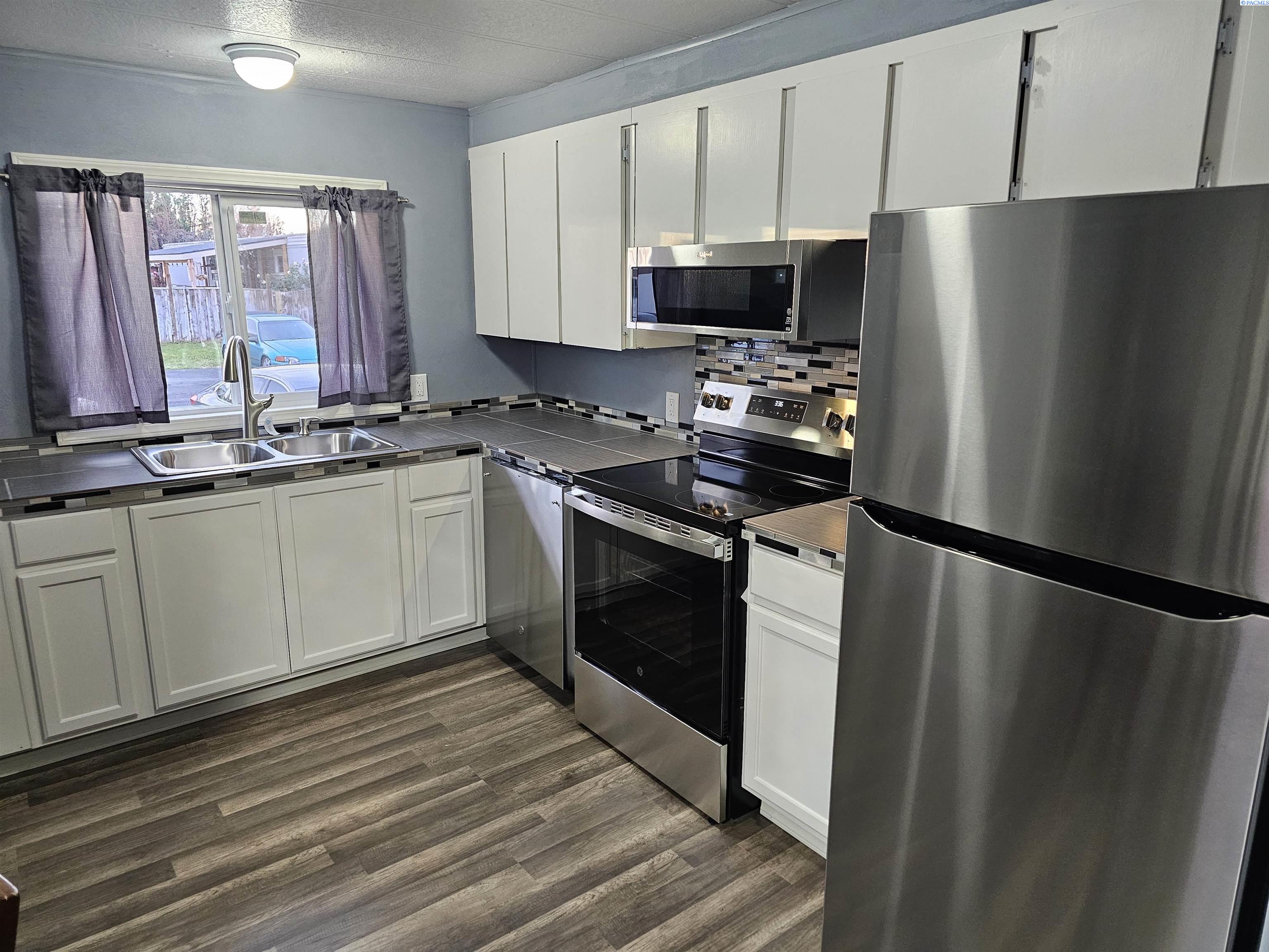 1421 South Cedar Street #8 #8, Kennewick, WA 99337