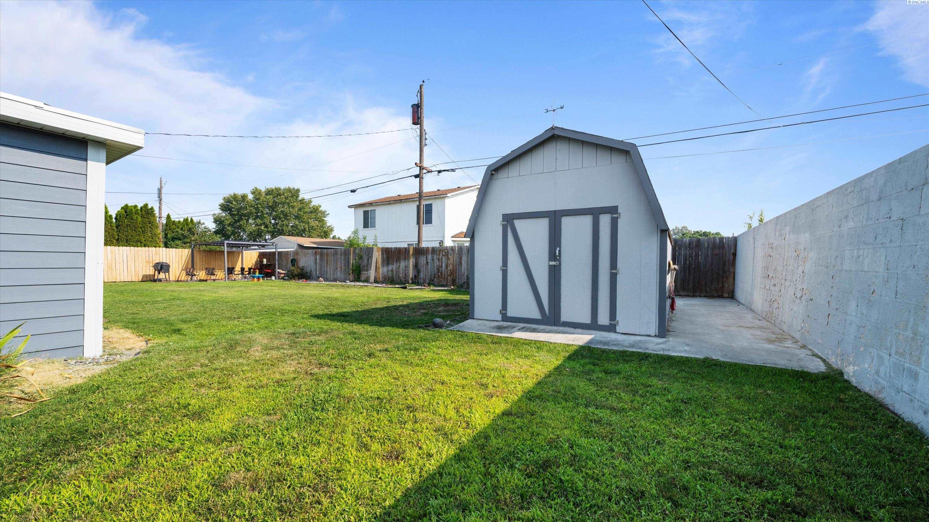 2507 Entiat Ave, Kennewick, WA 99336