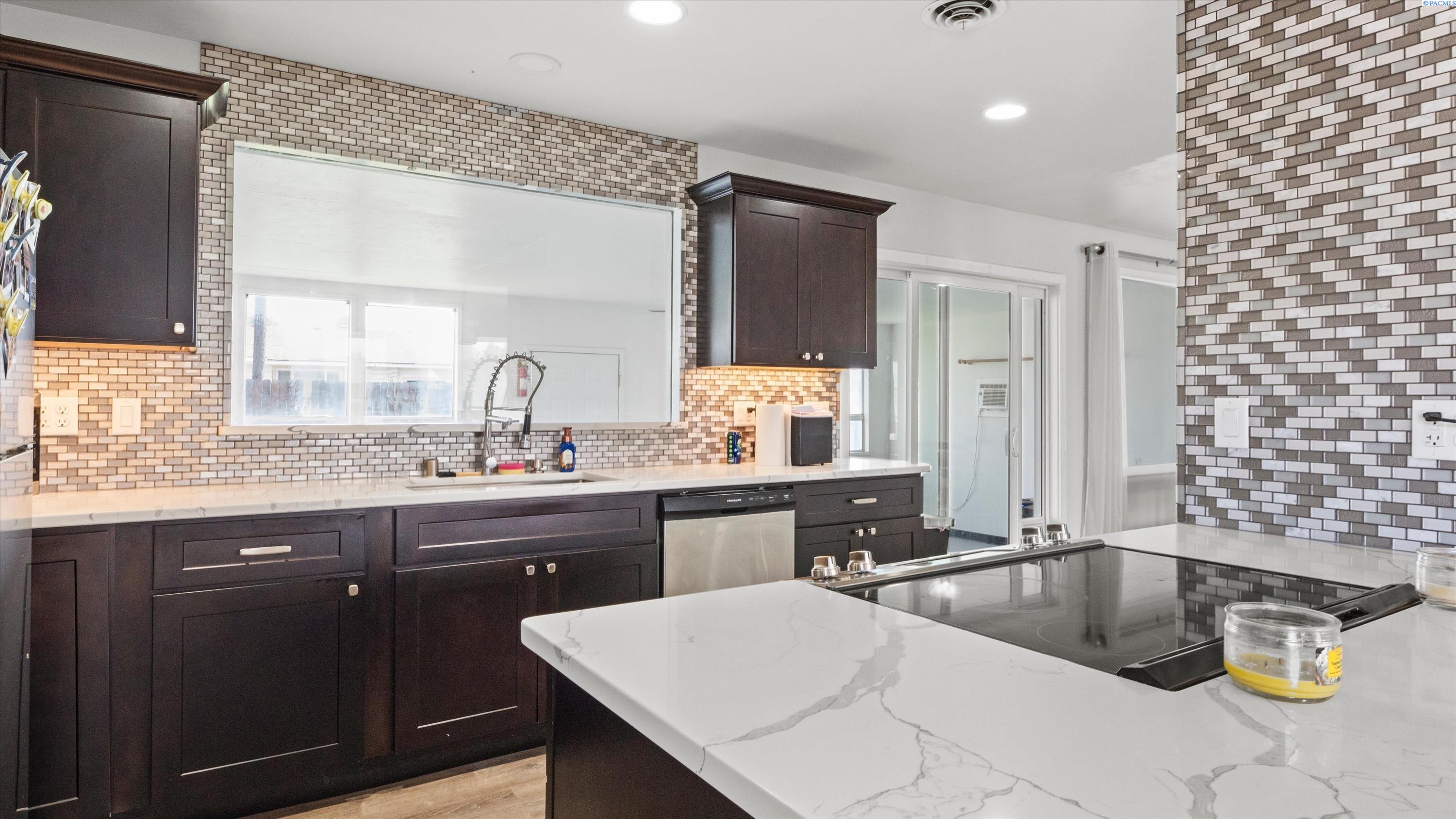 2507 Entiat Ave, Kennewick, WA 99336