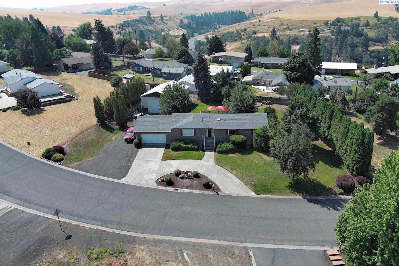 1st image of 611 E Valleyview, Colfax, WA 99111 | MLS# 295448