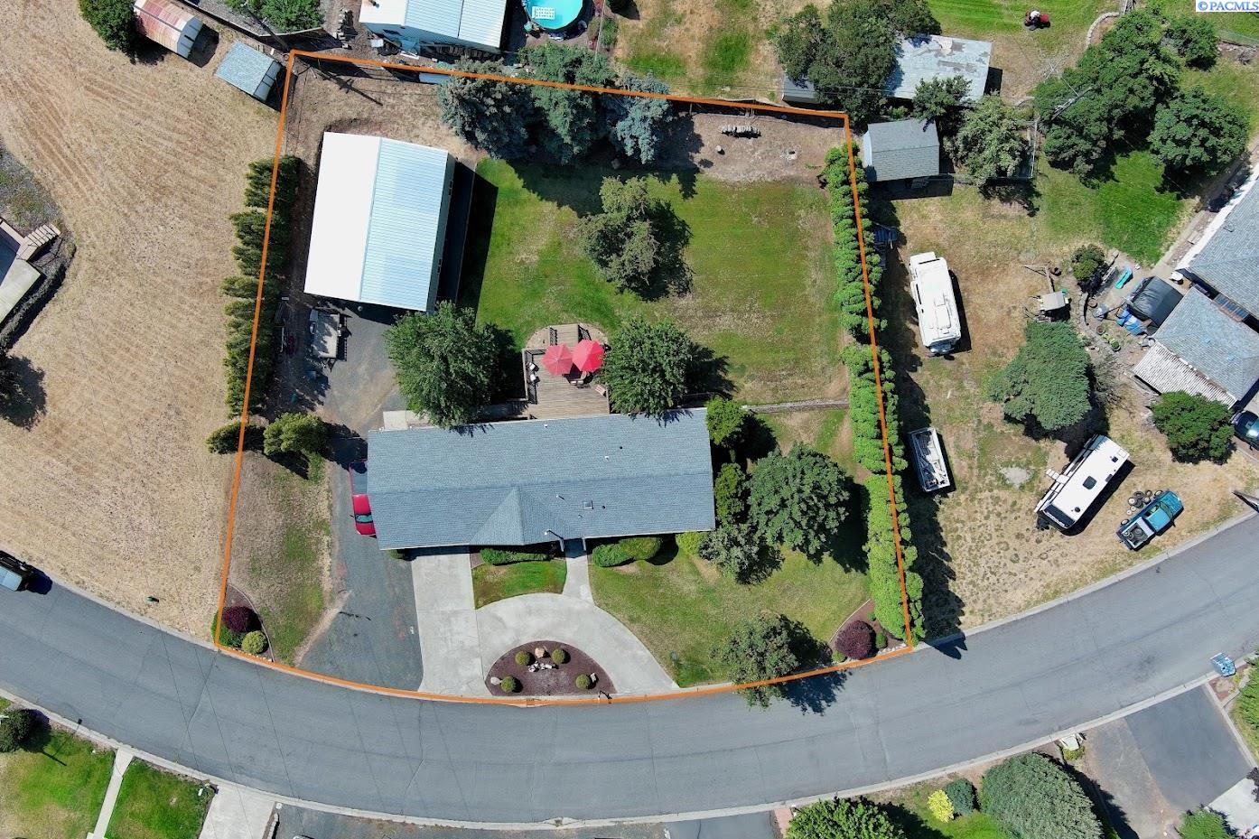 2nd image of 611 E Valleyview, Colfax, WA 99111 | MLS# 295448