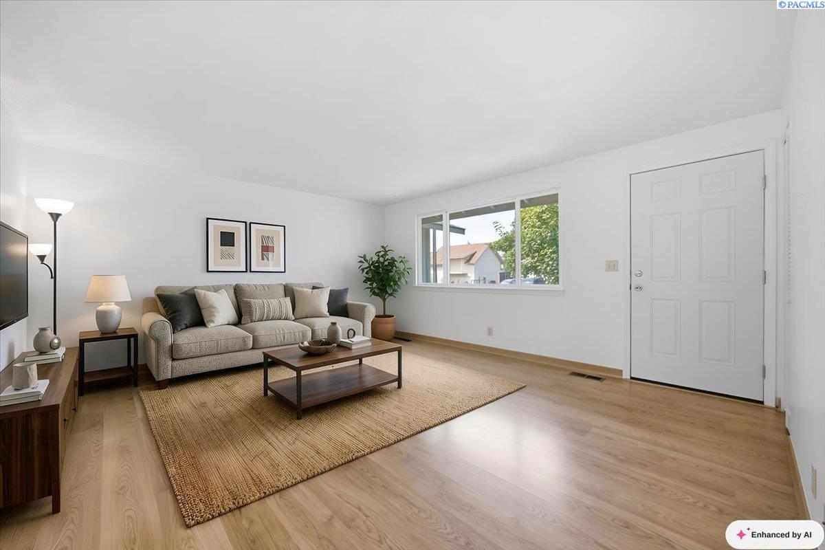 5310 Blue Heron Blvd, West Richland, WA 99353