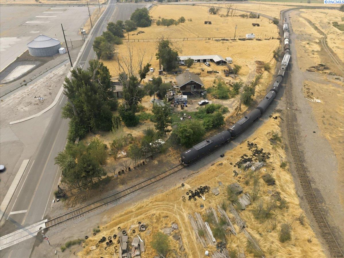 226704 Bowles Rd, Kennewick, WA 99337