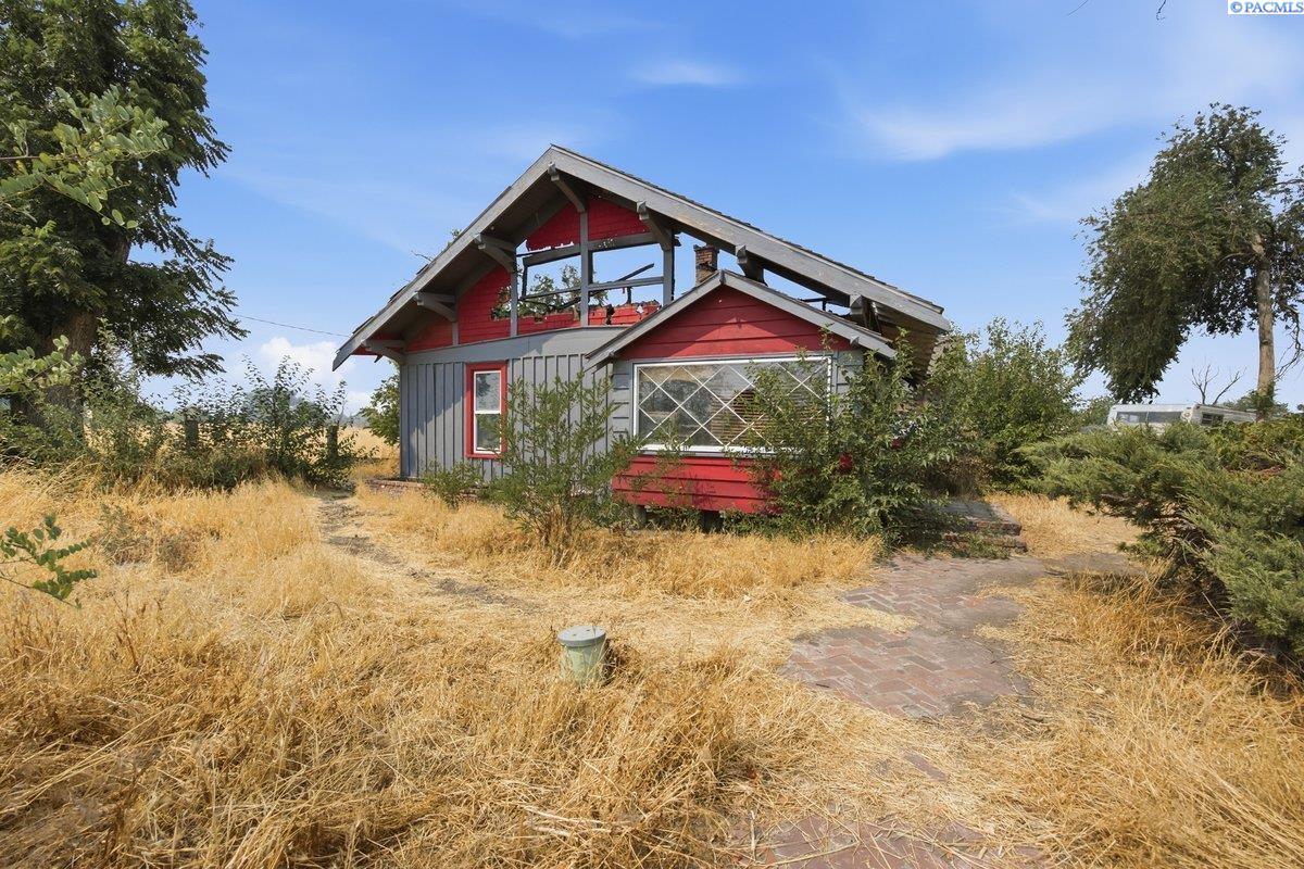 226704 Bowles Rd, Kennewick, WA 99337