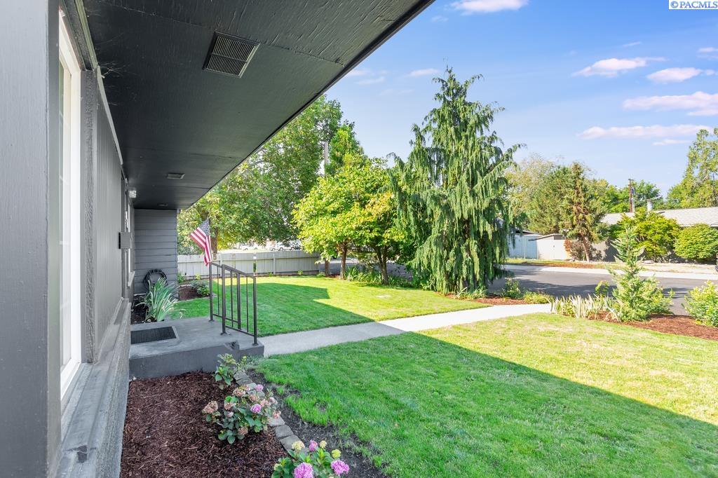 1918 Pike Ave, Richland, WA 99354