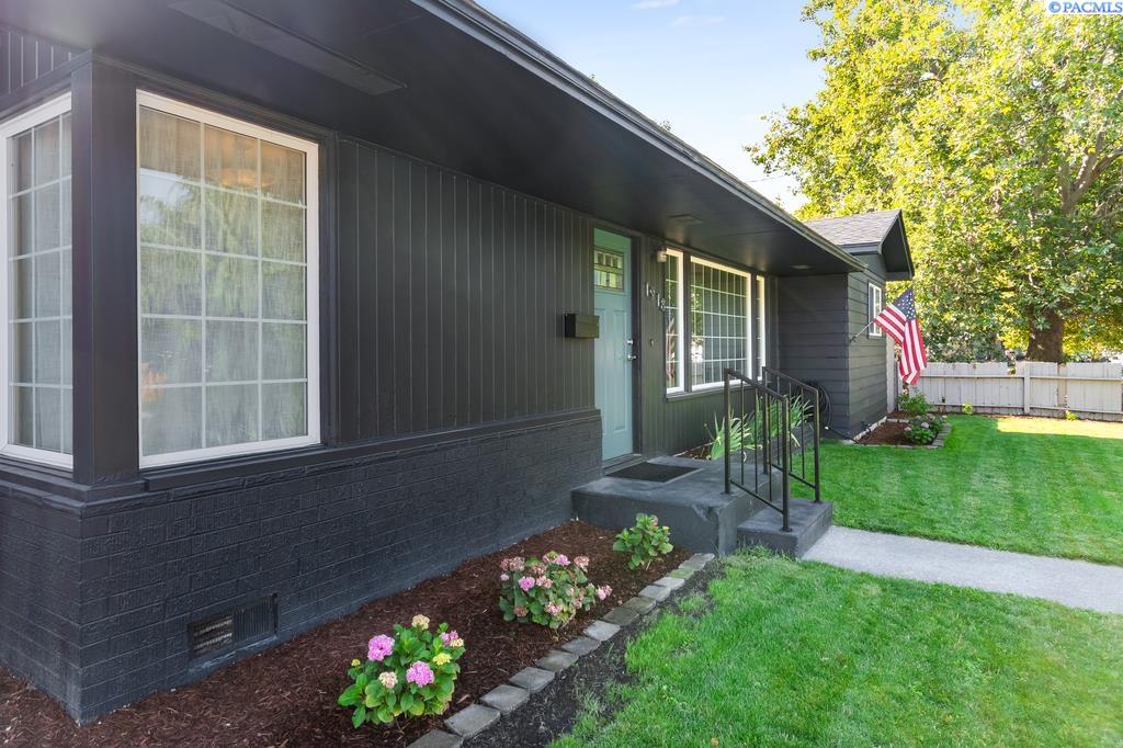1918 Pike Ave, Richland, WA 99354