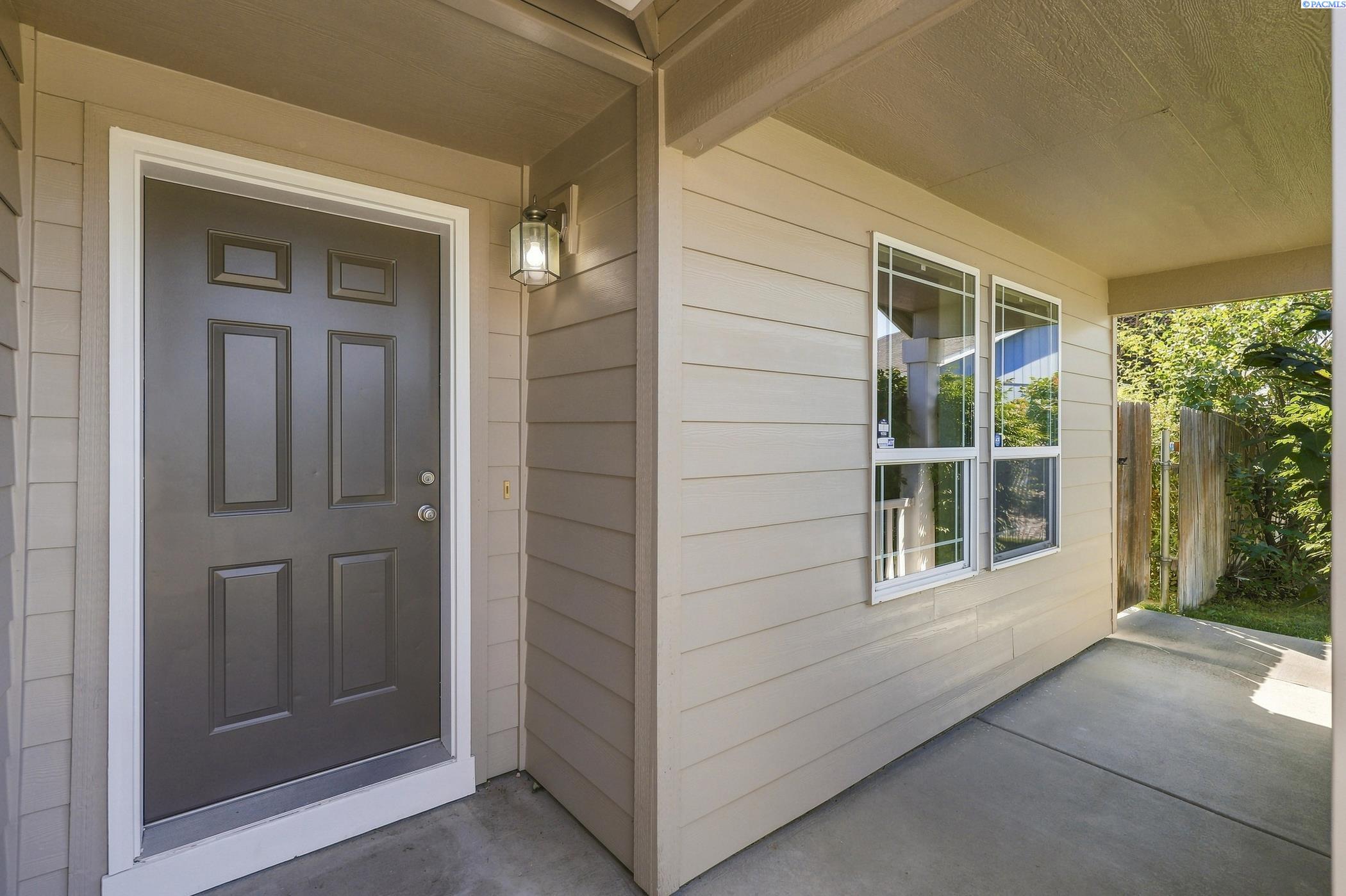 5608 Mckinley Ct, Pasco, WA 99301