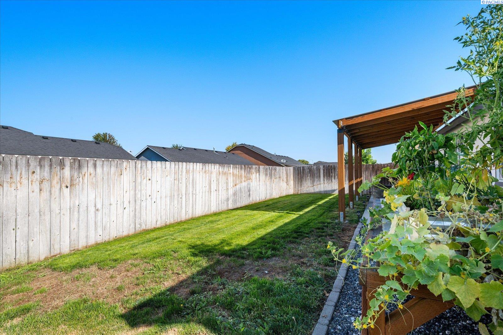 5908 Westport Ln, Pasco, WA 99301