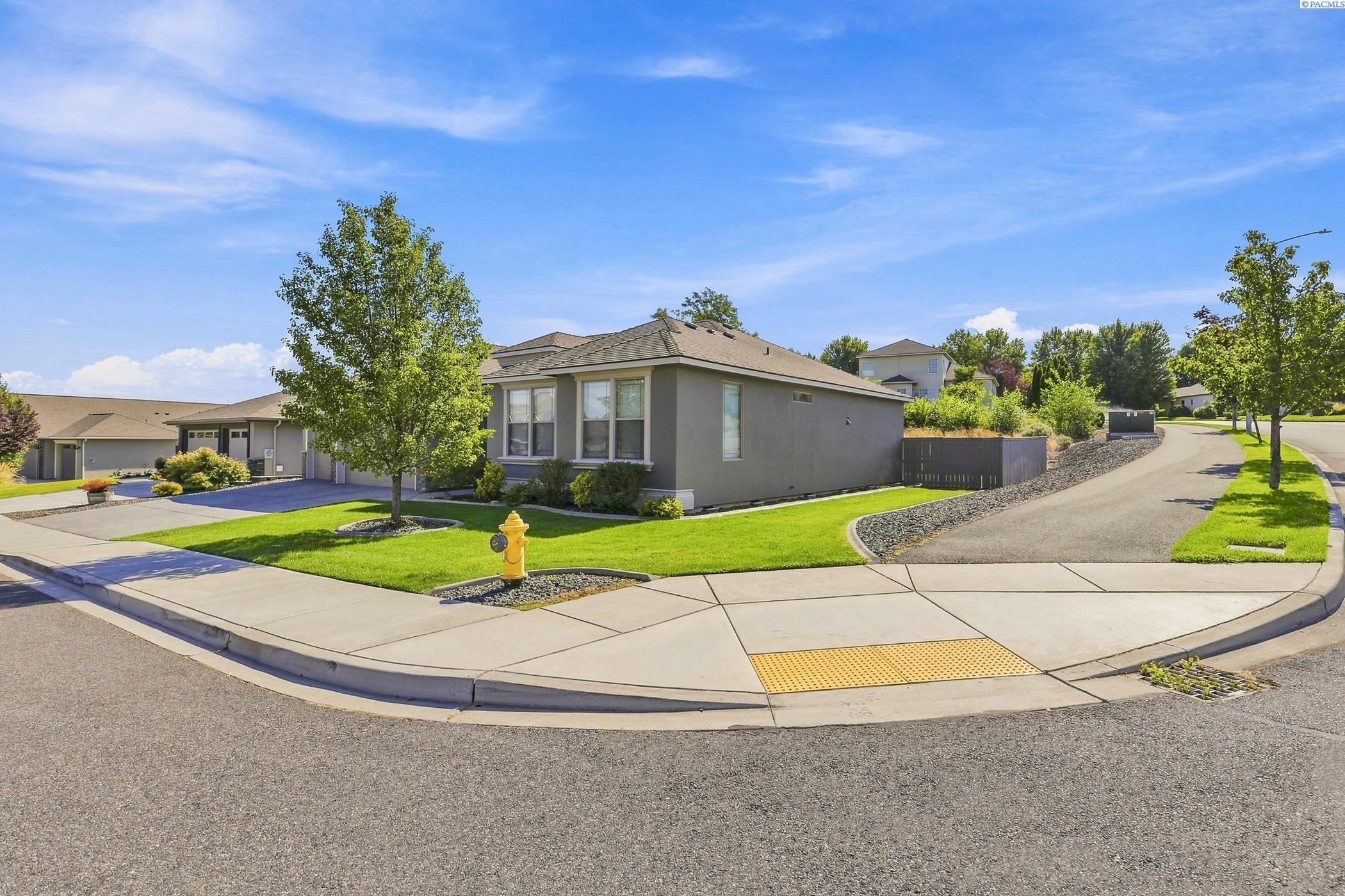 2640 Grayhawk Loop, Richland, WA 99354
