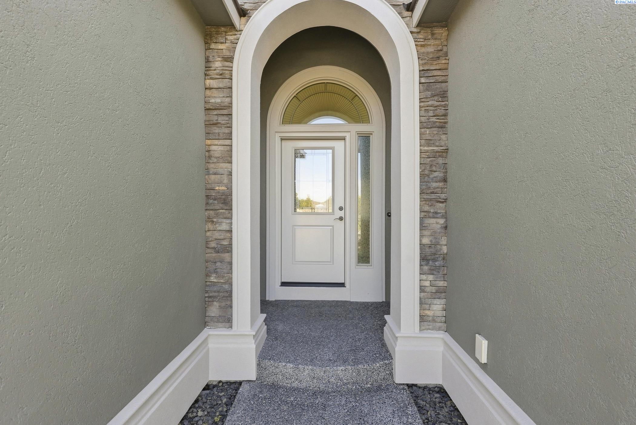 2640 Grayhawk Loop, Richland, WA 99354