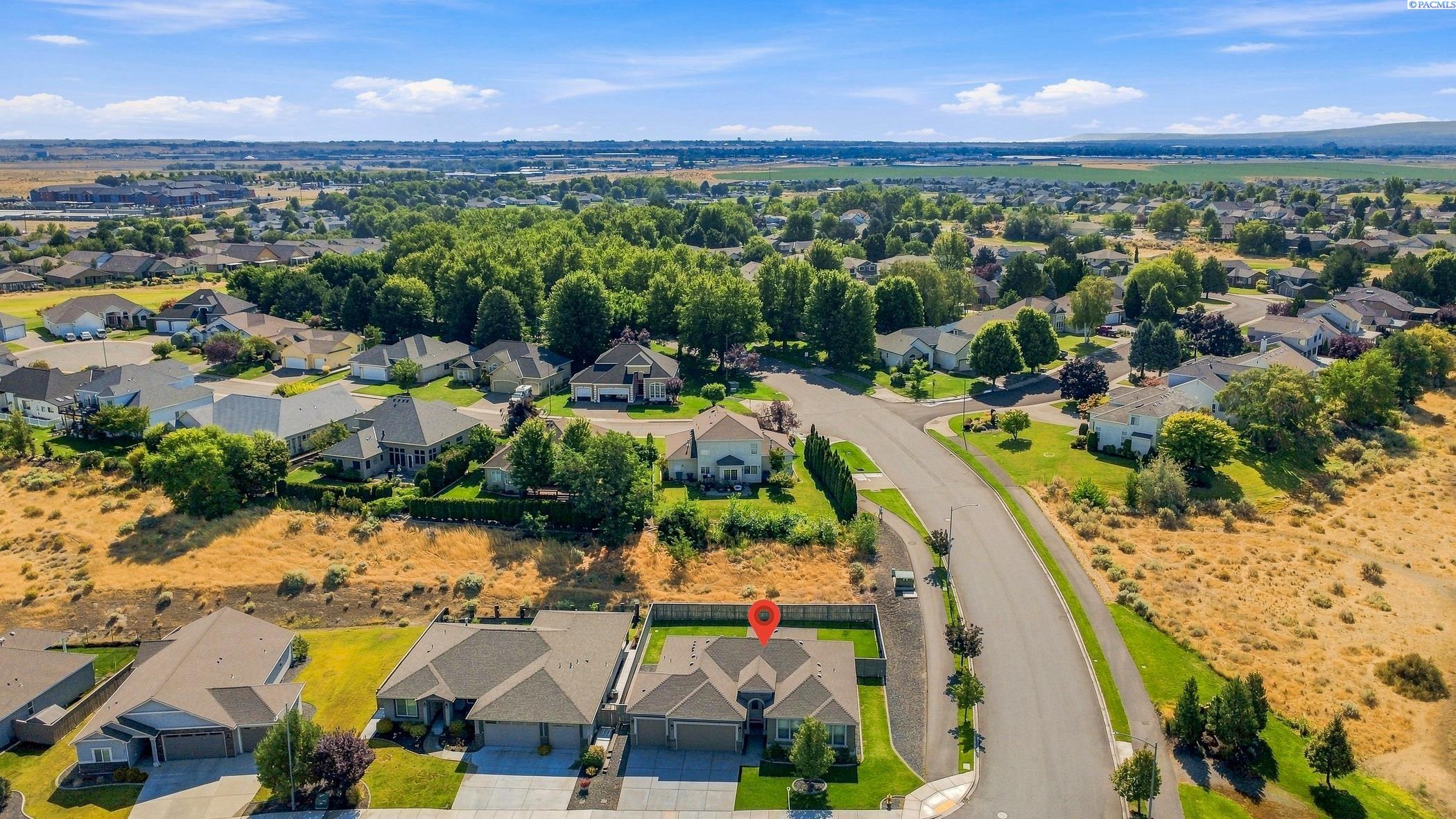 2640 Grayhawk Loop, Richland, WA 99354
