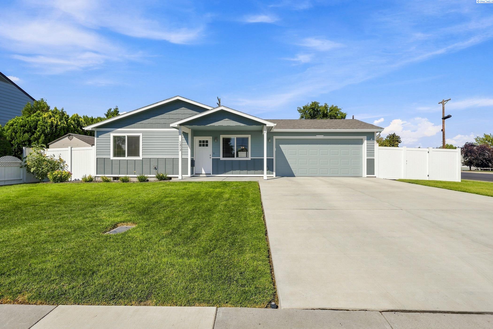 1217 Perkins Ave, Richland, WA 99354