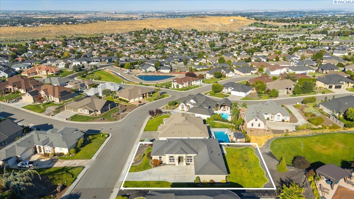 623 Big Sky Dr, Richland, WA 99352