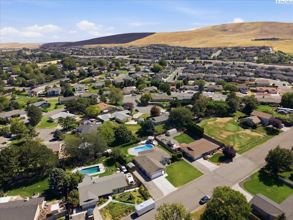 3909 S Zillah St, Kennewick, WA 99337