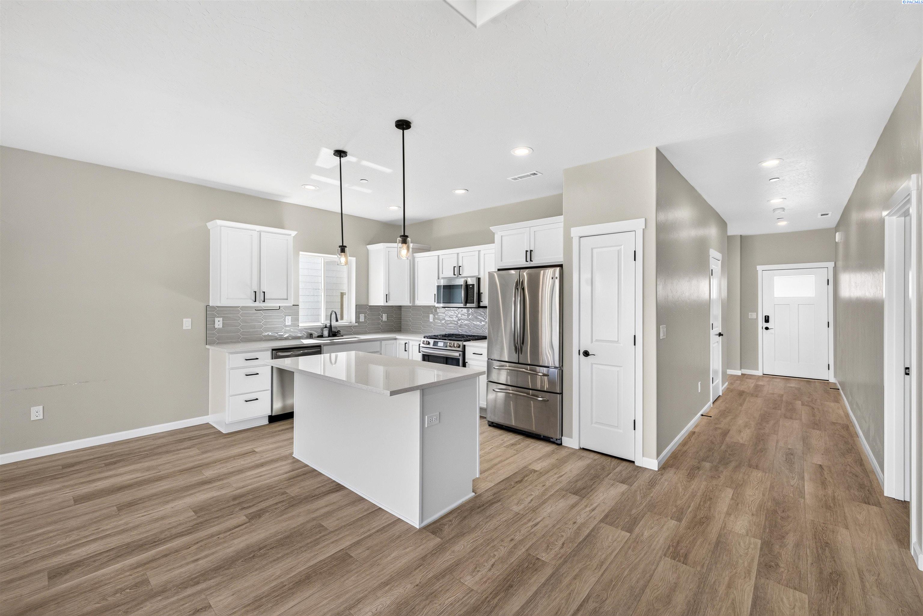 3902 Barbera St, Richland, WA 99352