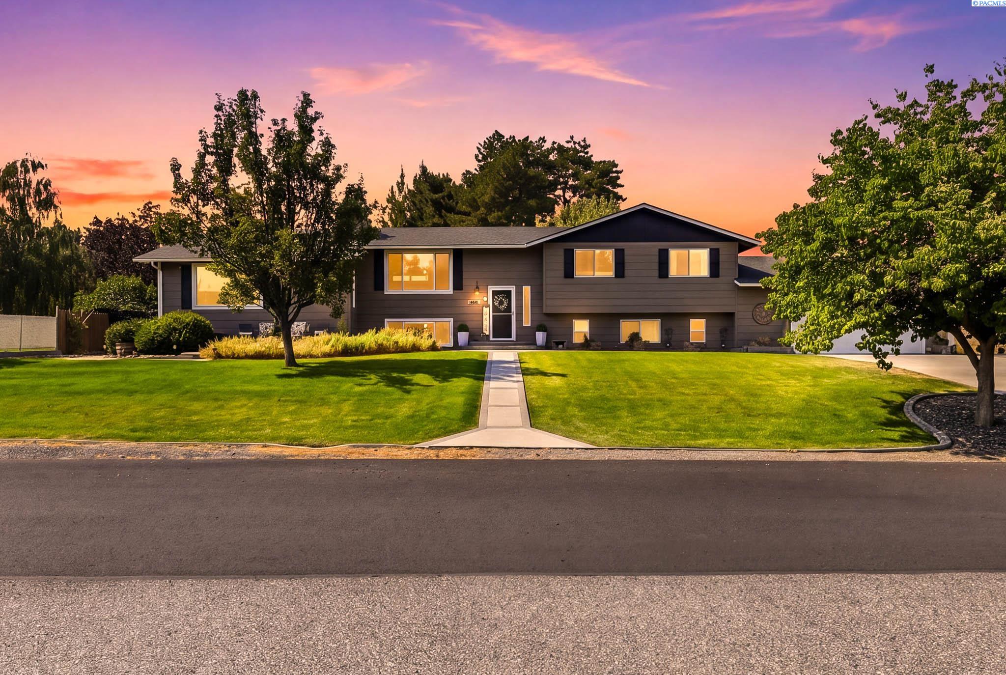 7807 W 12th Ave, Kennewick, WA 99338